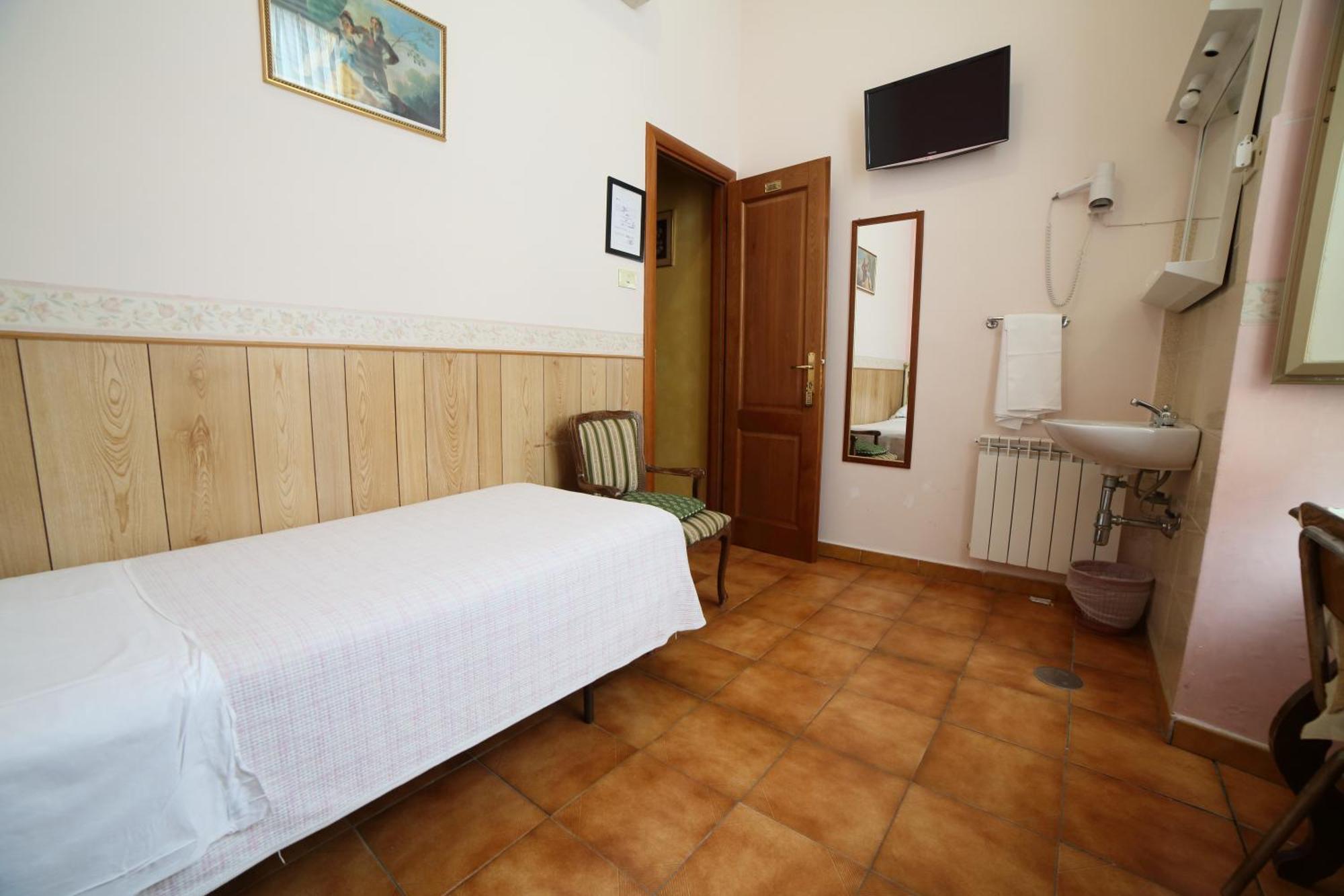 Giugiu * Roma