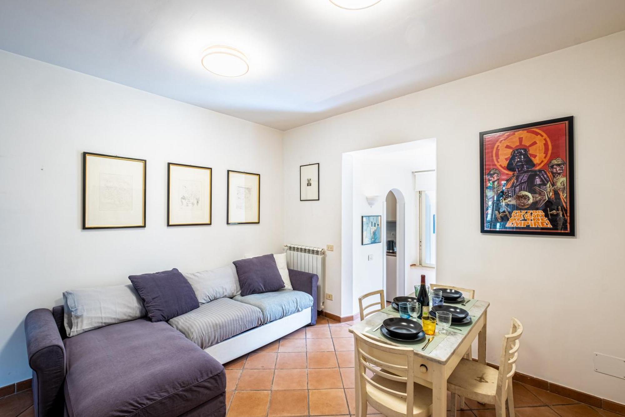 4pax A Ponte Milvio Roma