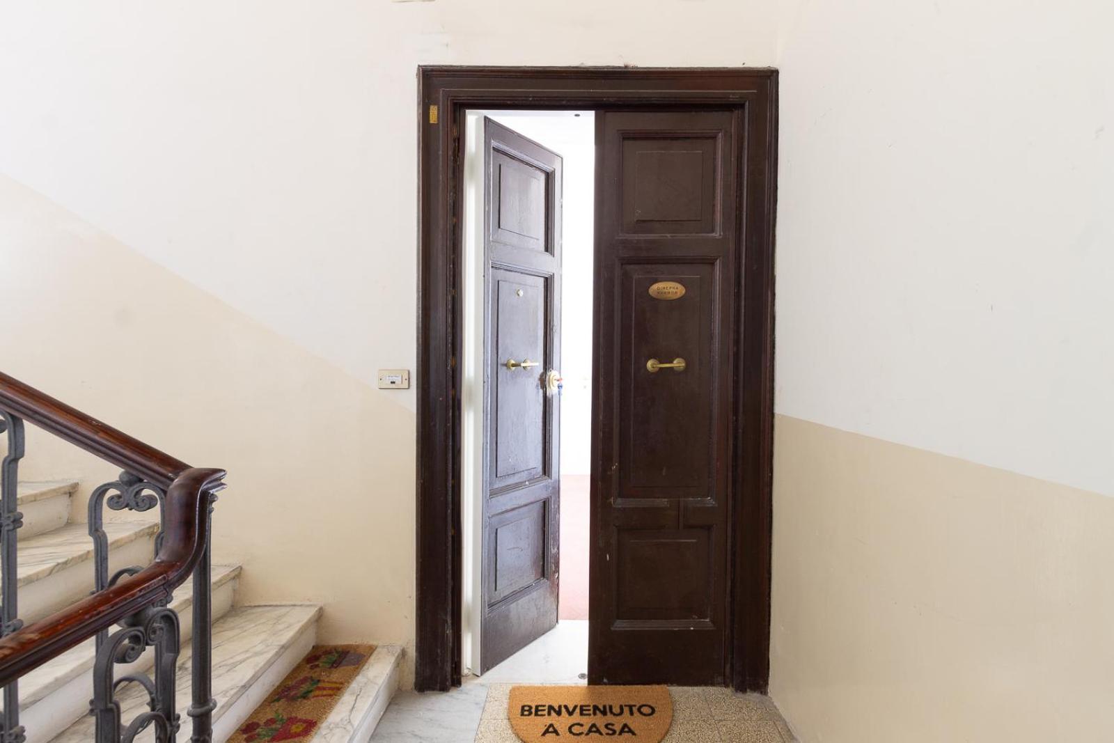 Ares Luxury * Roma