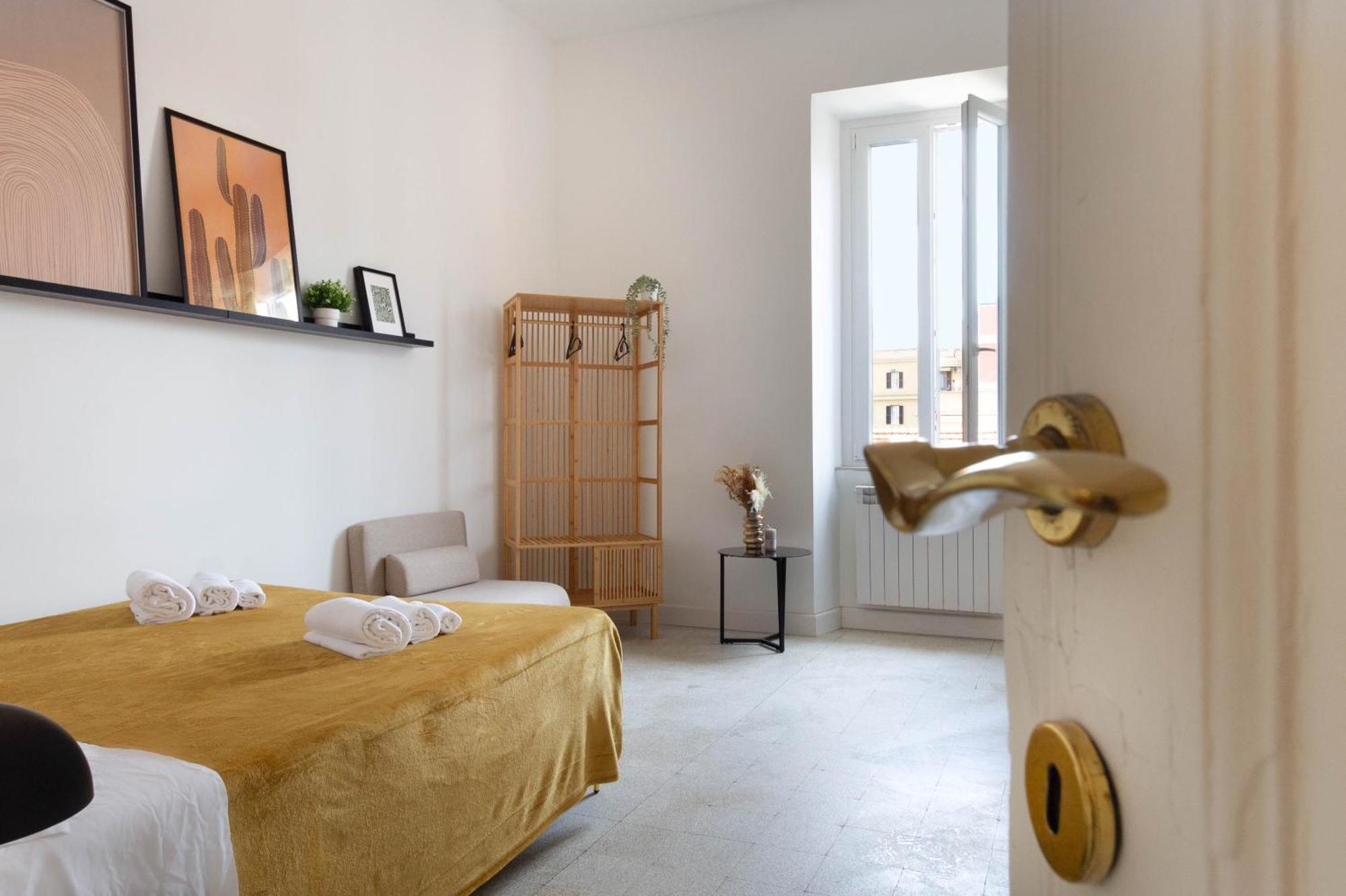 Ares Luxury * Roma
