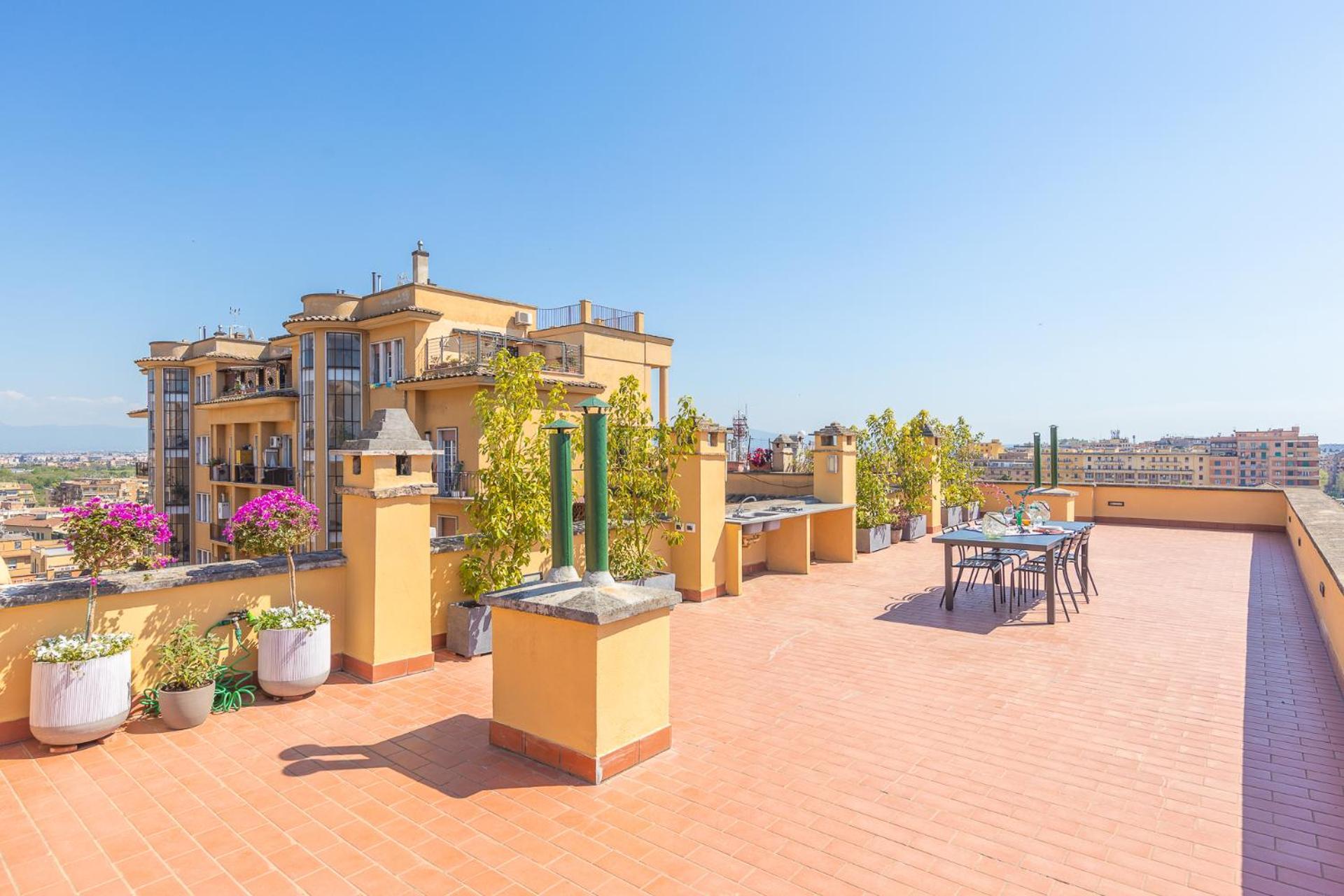 La Terrazza Di *