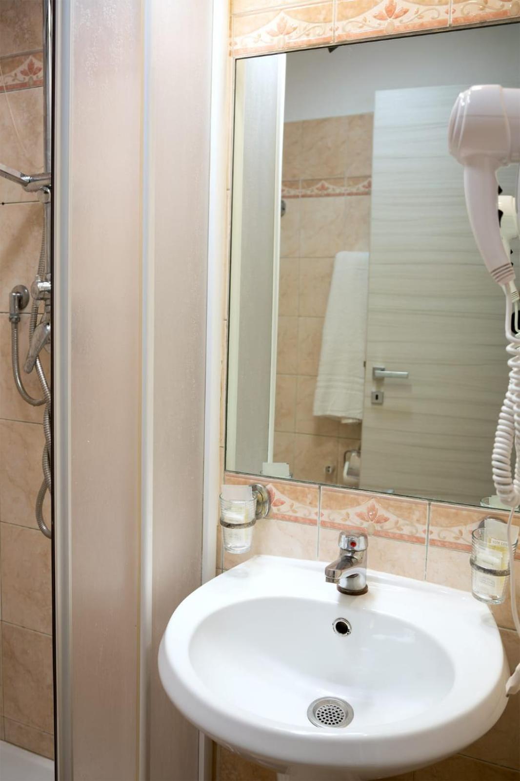 Rossana House Guest house
