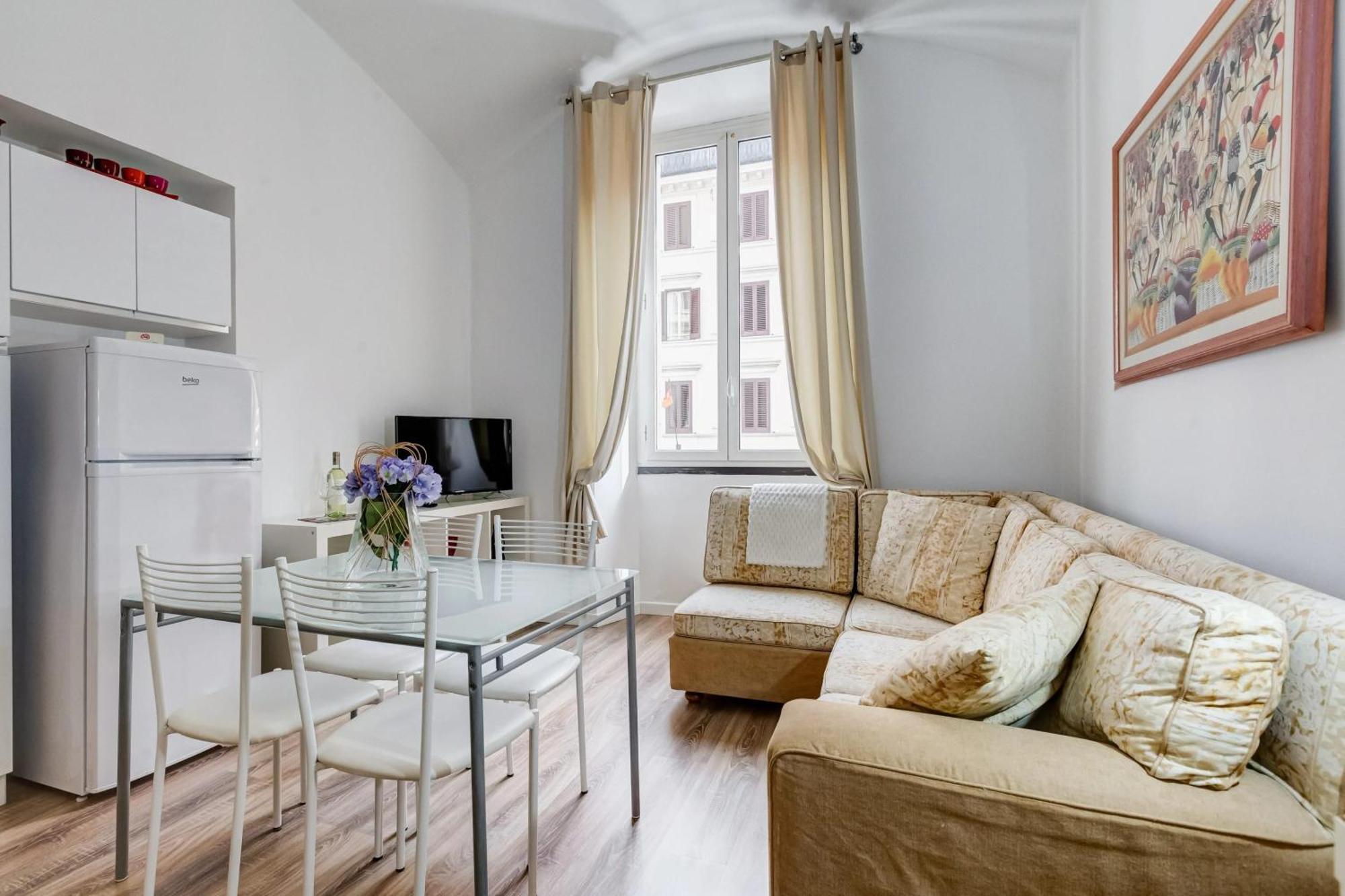 Apartment Charming With Panoramic View In The Heart Of