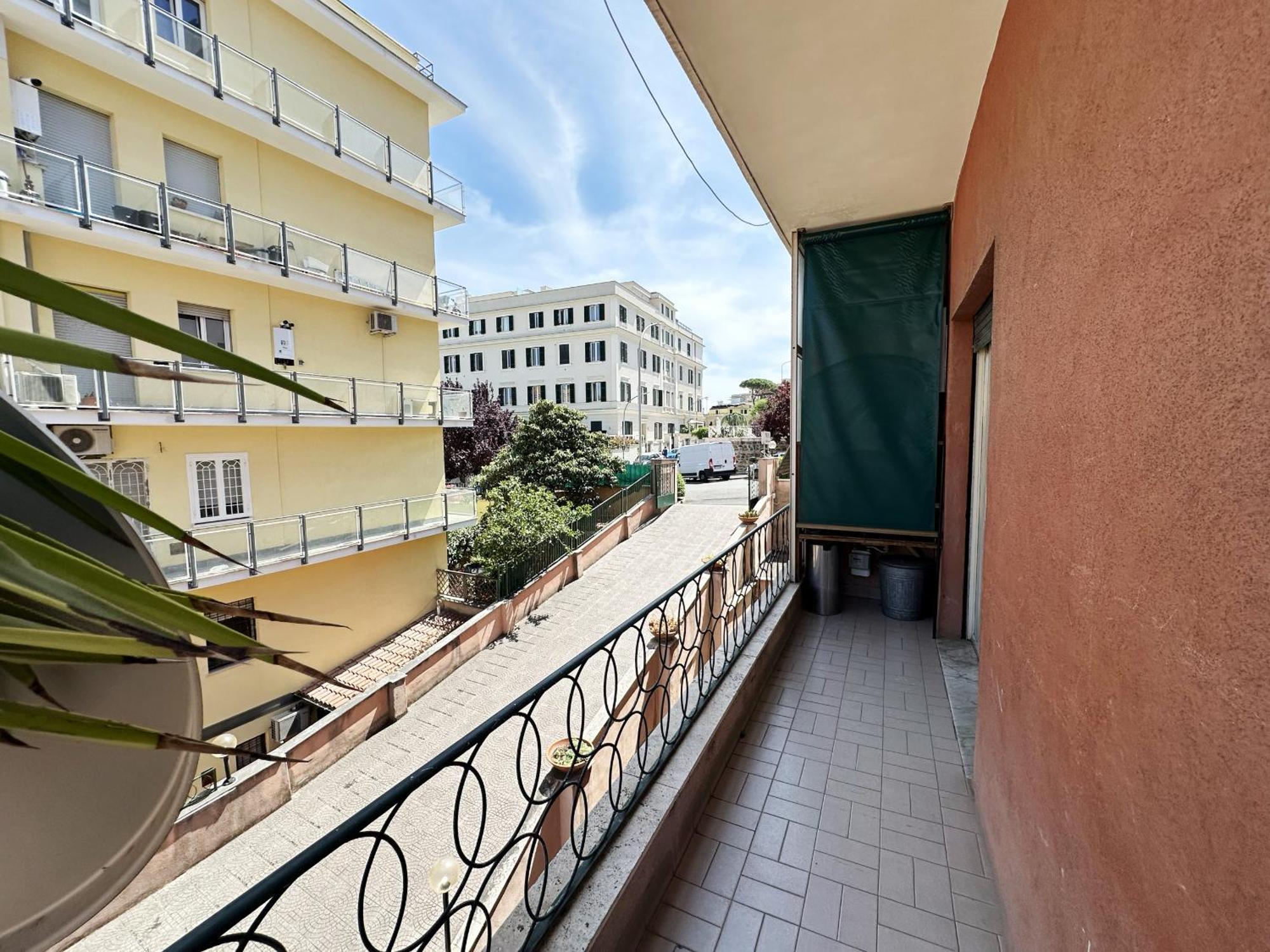 Apartment Lightsome And Large Family Rome