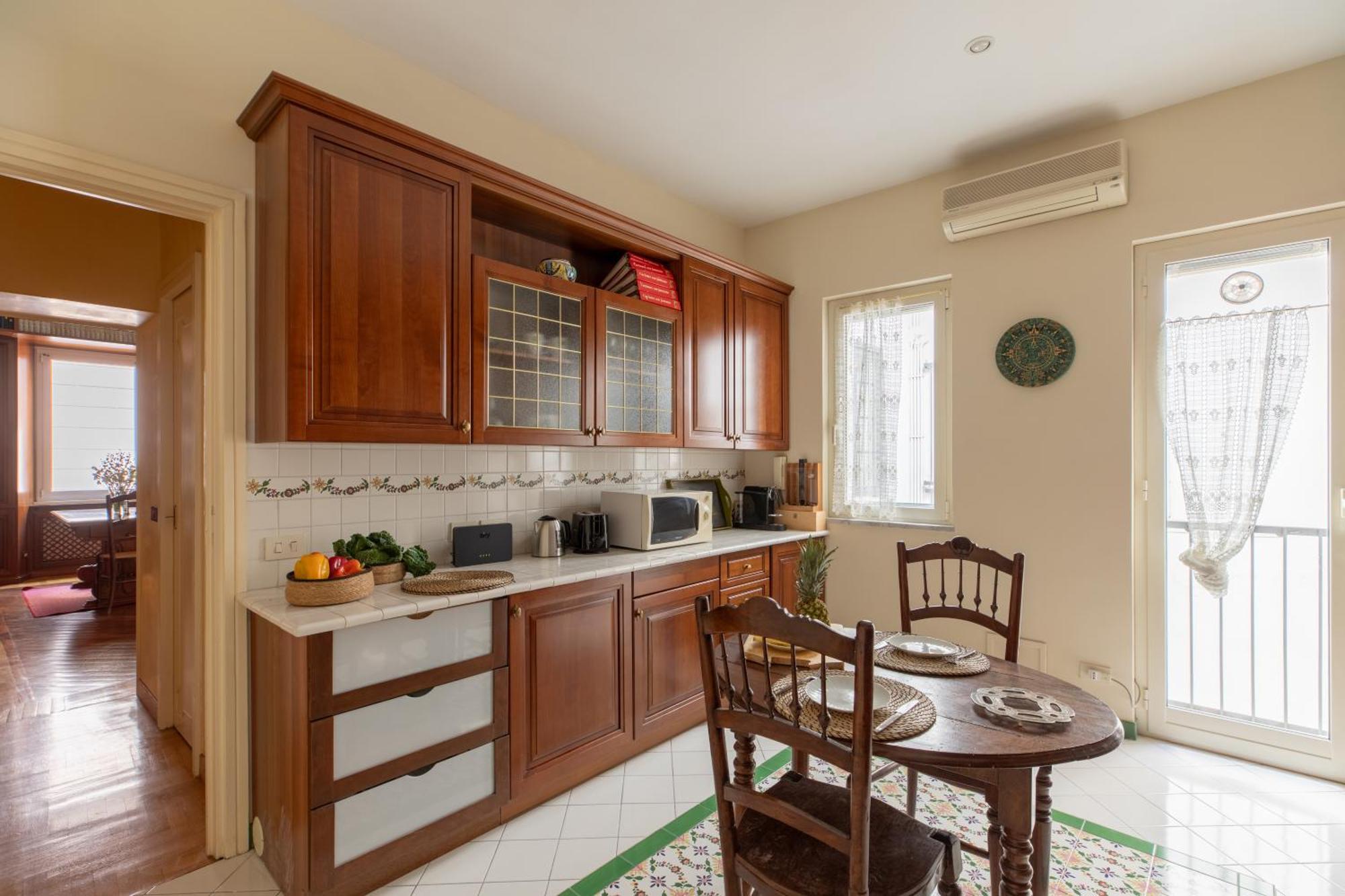 Apartment Iflat Classic Style In The Center Of *