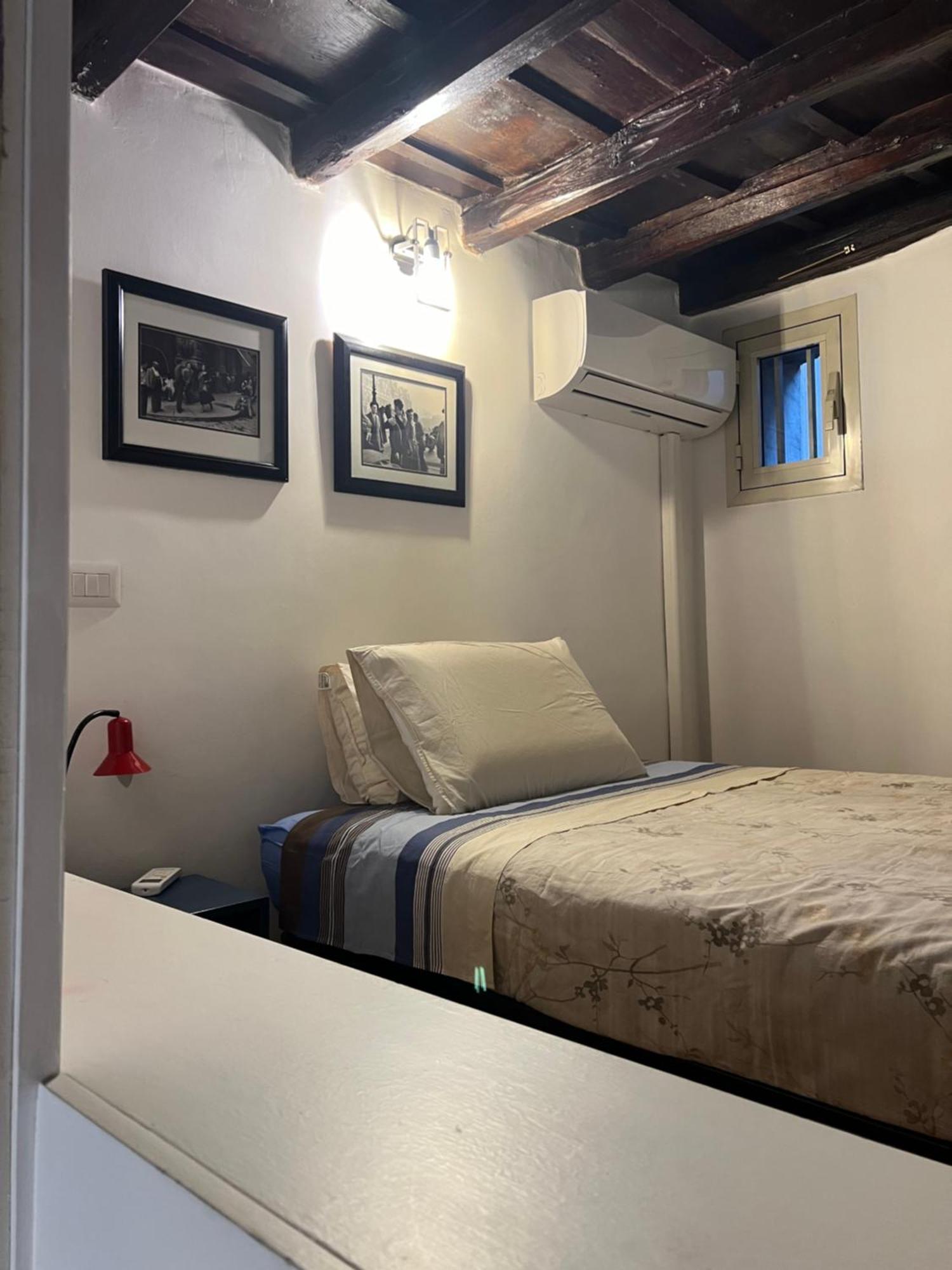 Sunny Side Trastevere Apartment Rome