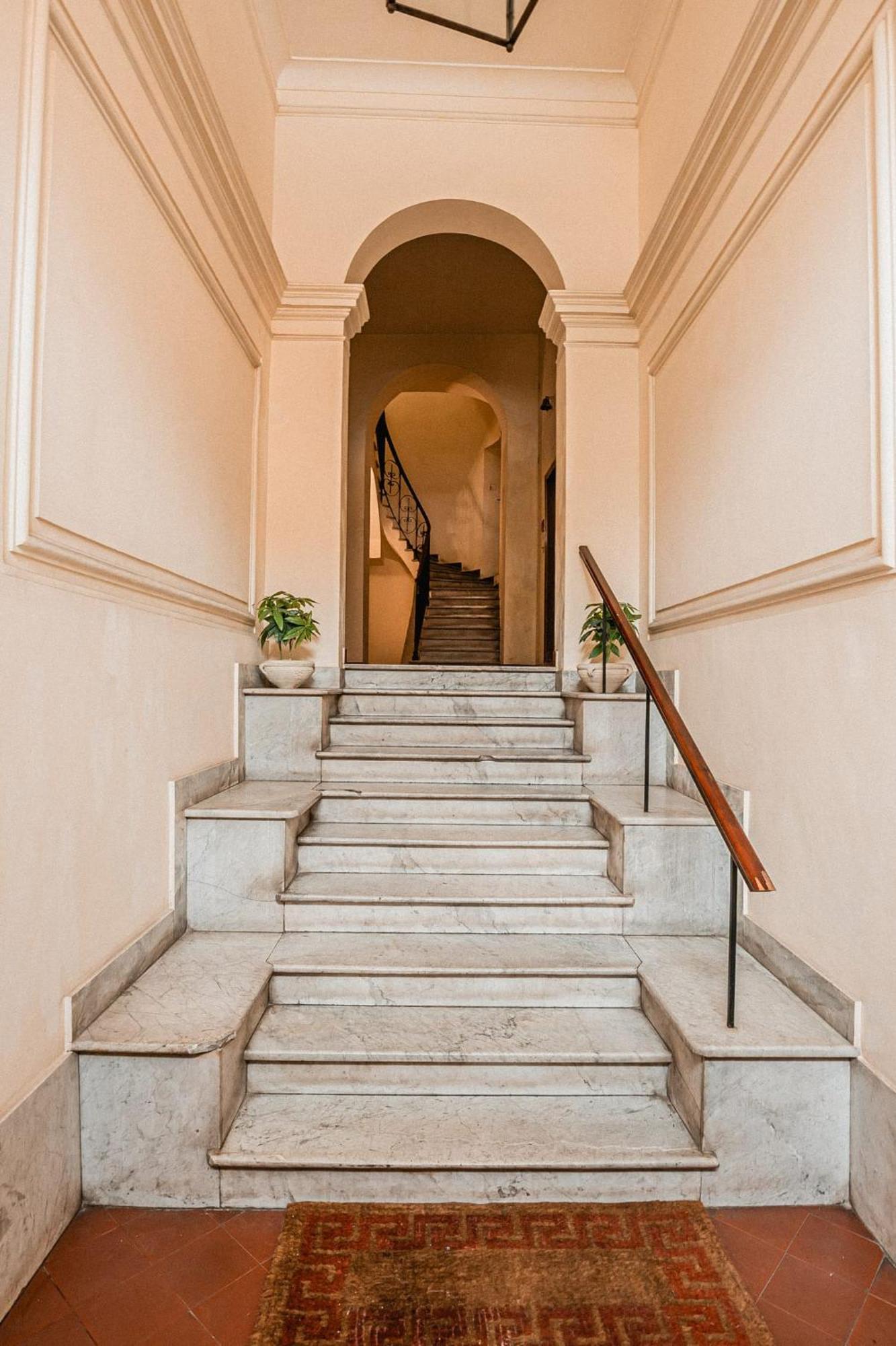 Navona Charming Balcony Apartment