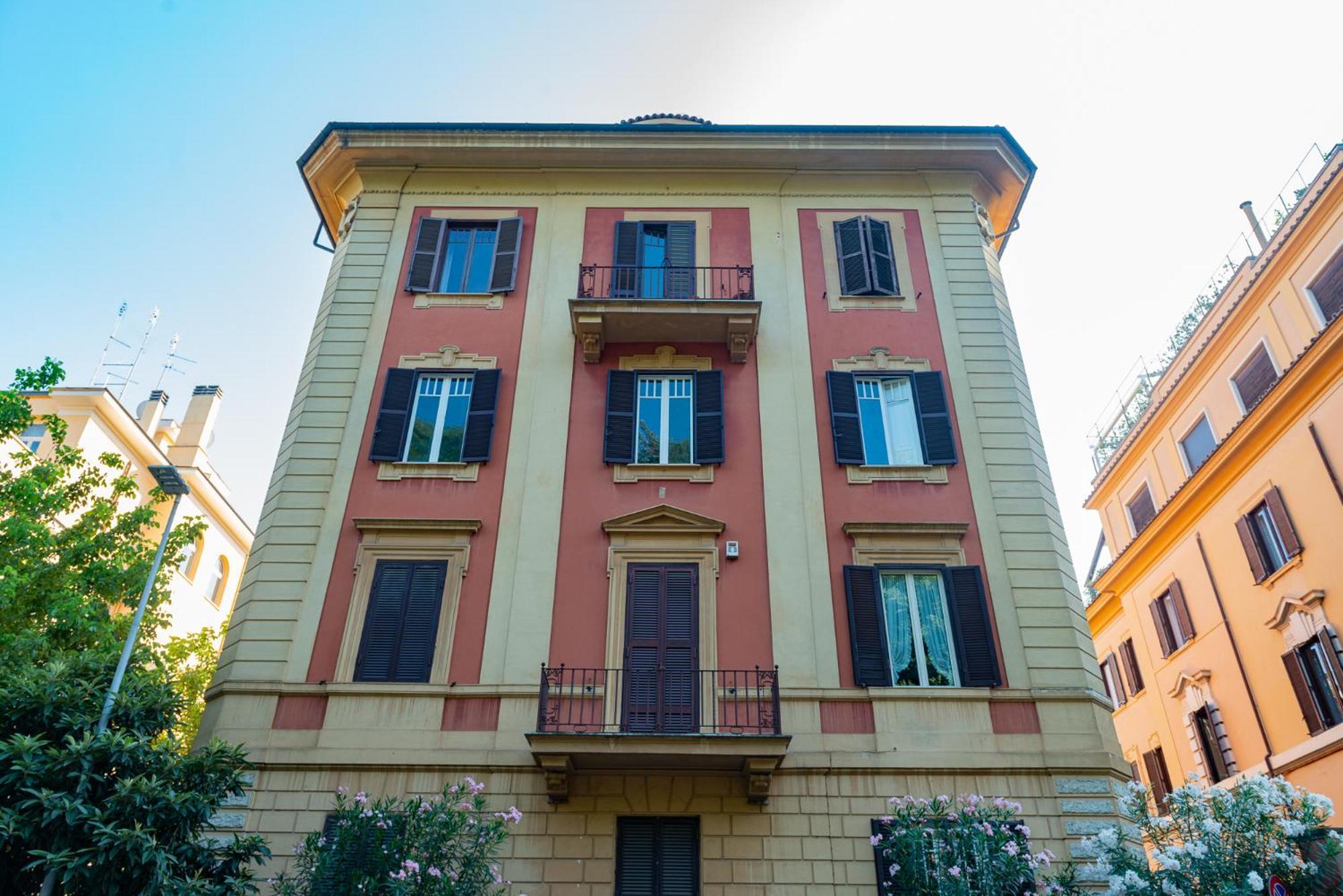 Apartment Torlonia Loft Rome