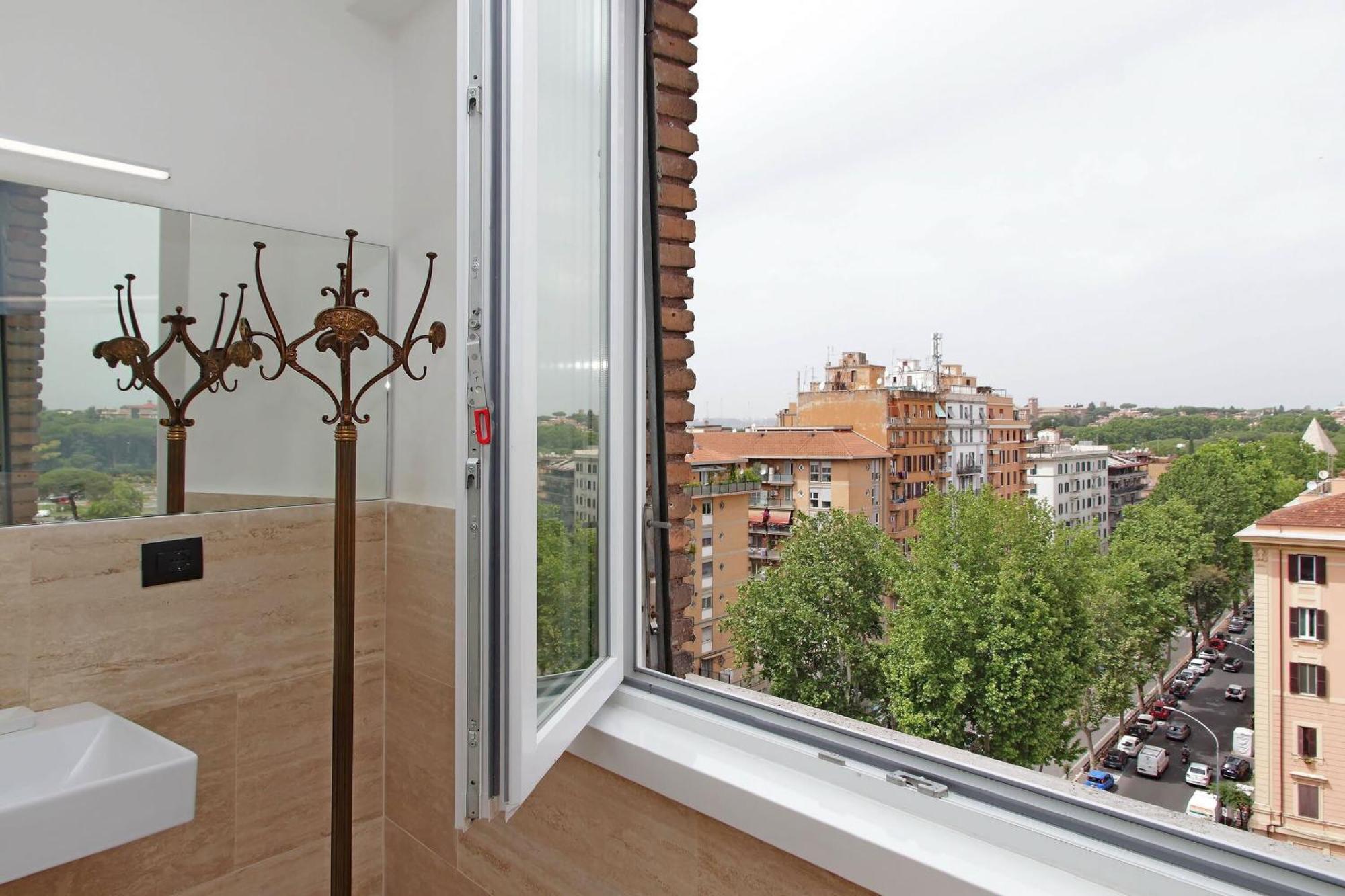 Ostiense By Halldis *