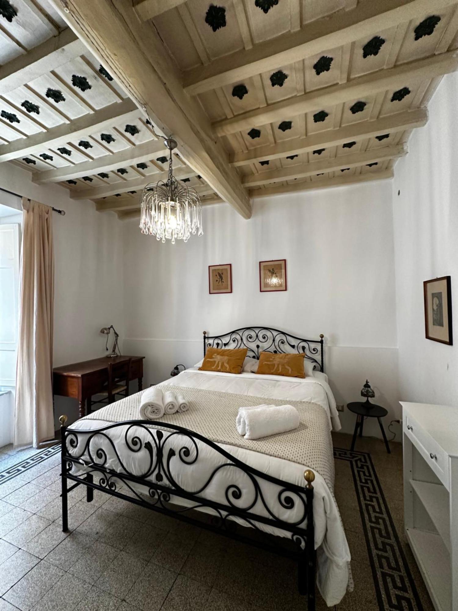 Apartment Sant'elena Retreat Rome