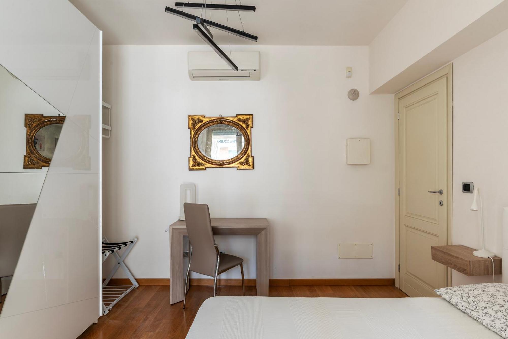 Porta Portese Modern Terrace Apartment Rome