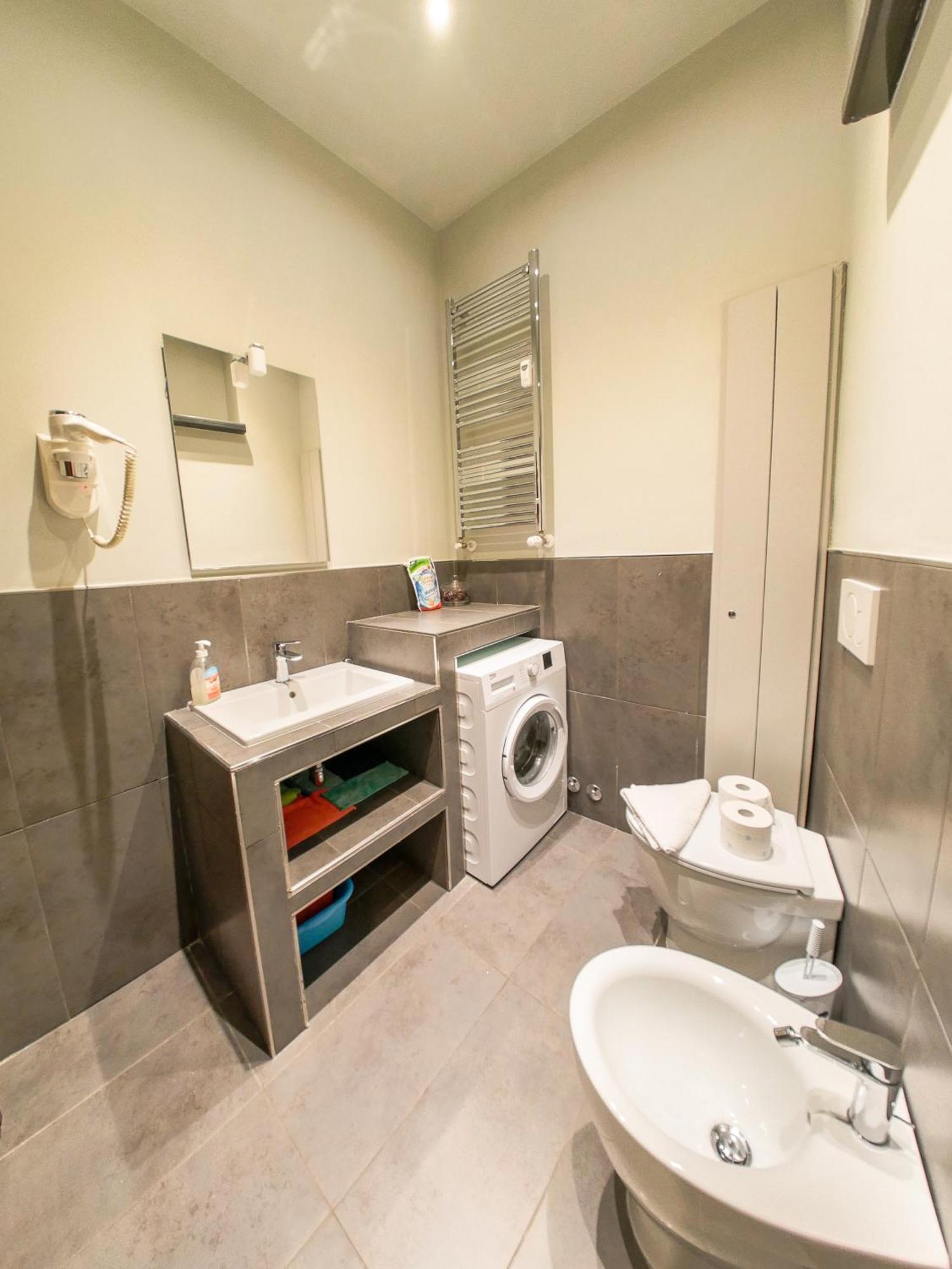 Romarex Luxury