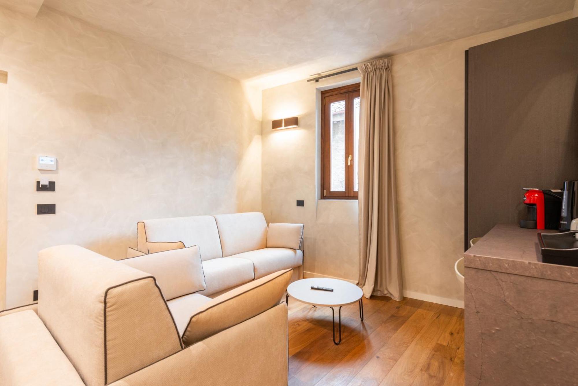 Residenza Leutari Guest house *