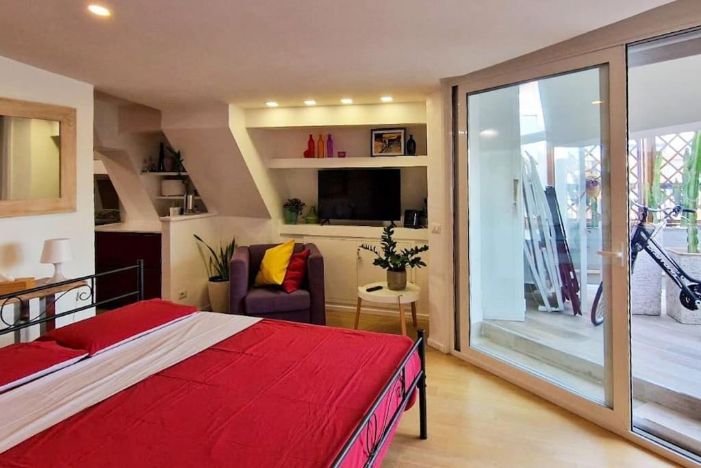 Penthouse Utopoli -porta Portese * Roma