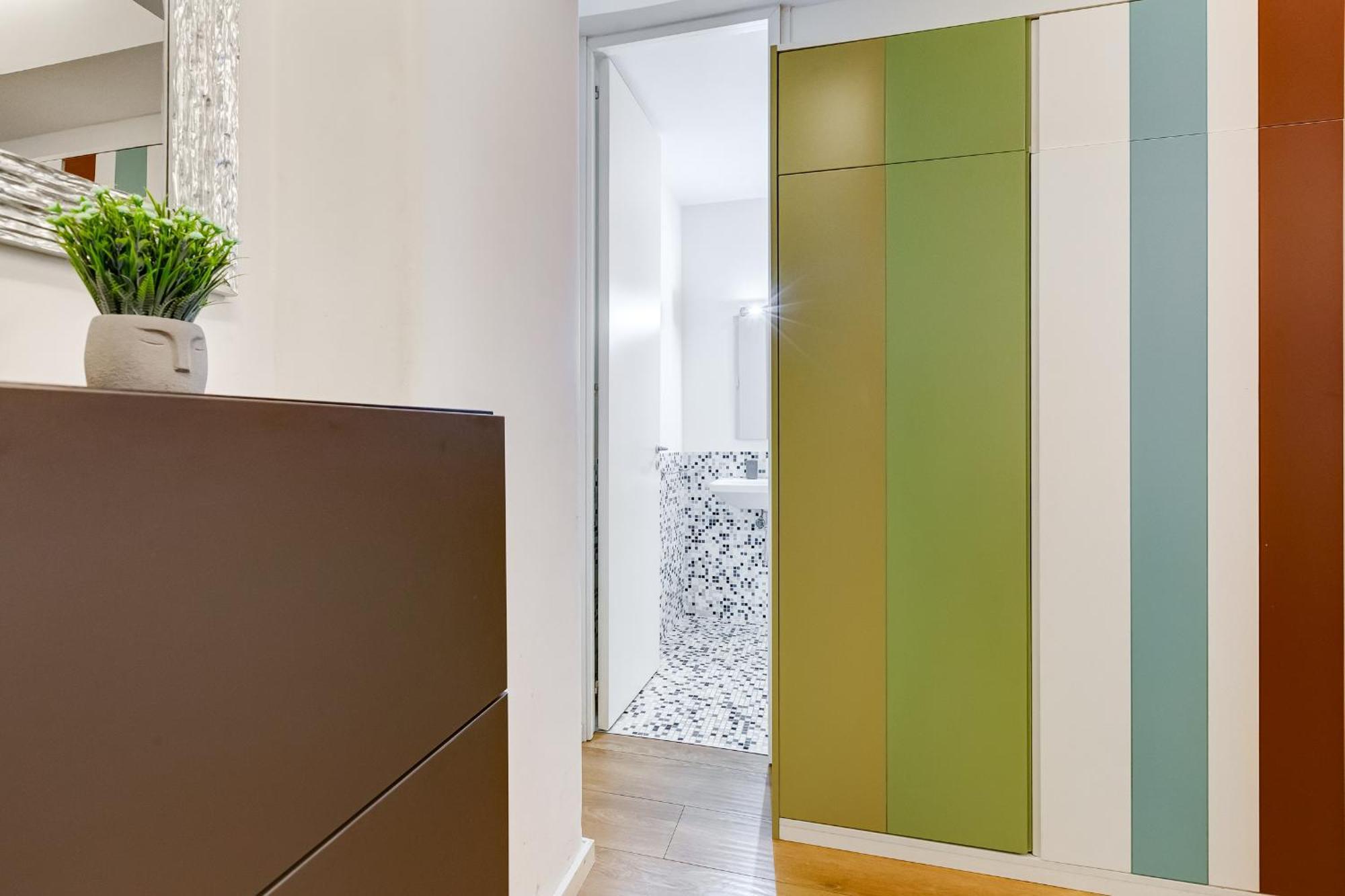 Vivilo Collection - Statonia Design Apartment