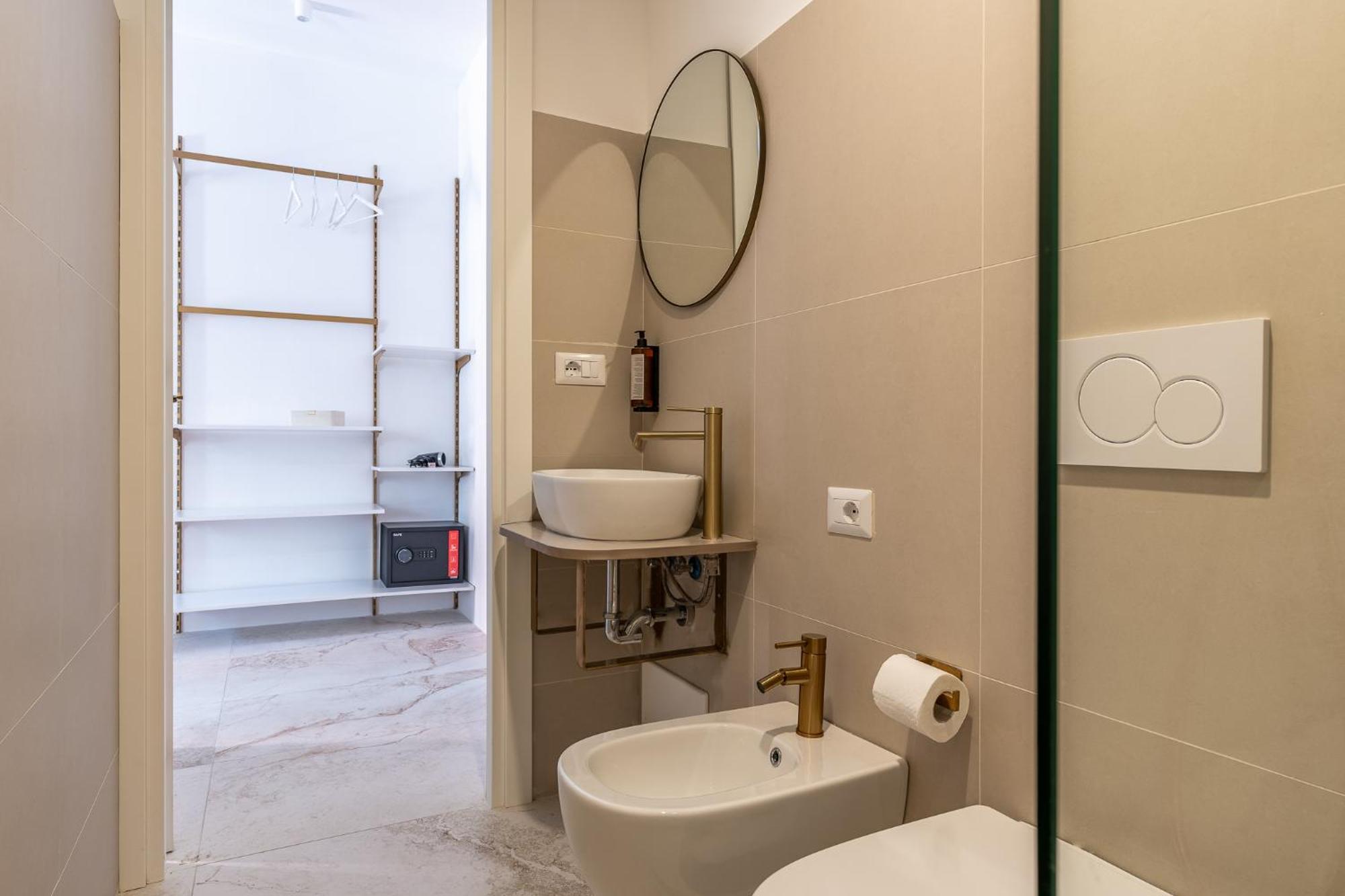 Guest house Decimo Meridio- At Spanish Steps- *