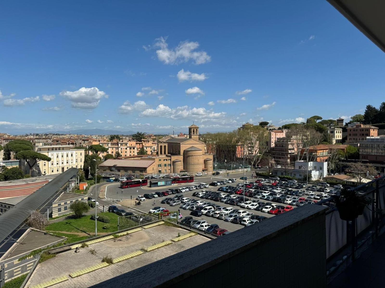 Apartment Behind The Vatican Rome