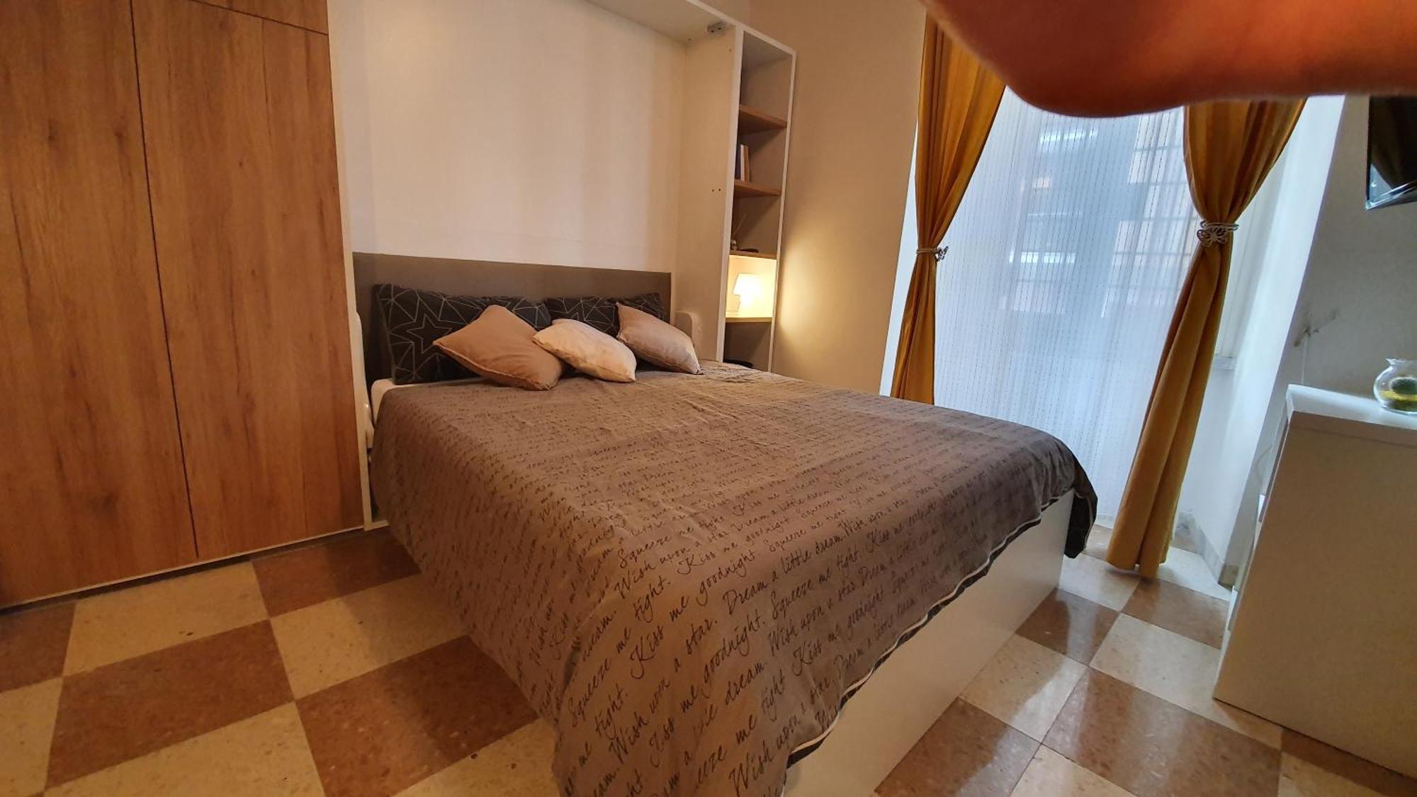 Notte Ai Musei - Guest house *