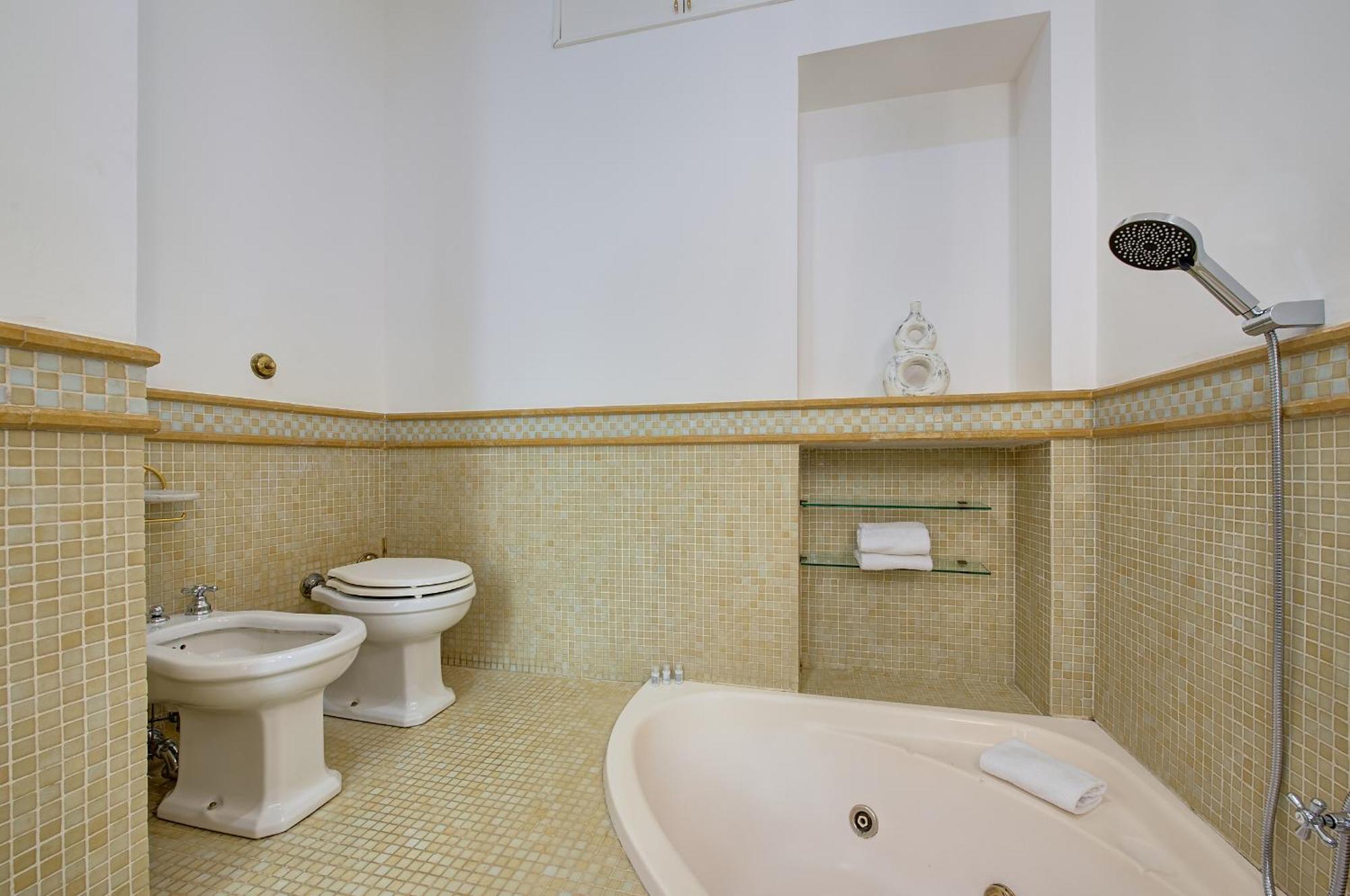 Apartment Irex Shining Near Colosseo Rome