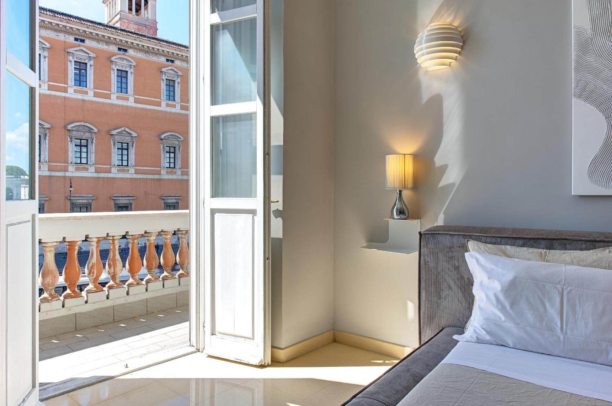 Apartment Irex Shining Near Colosseo Rome