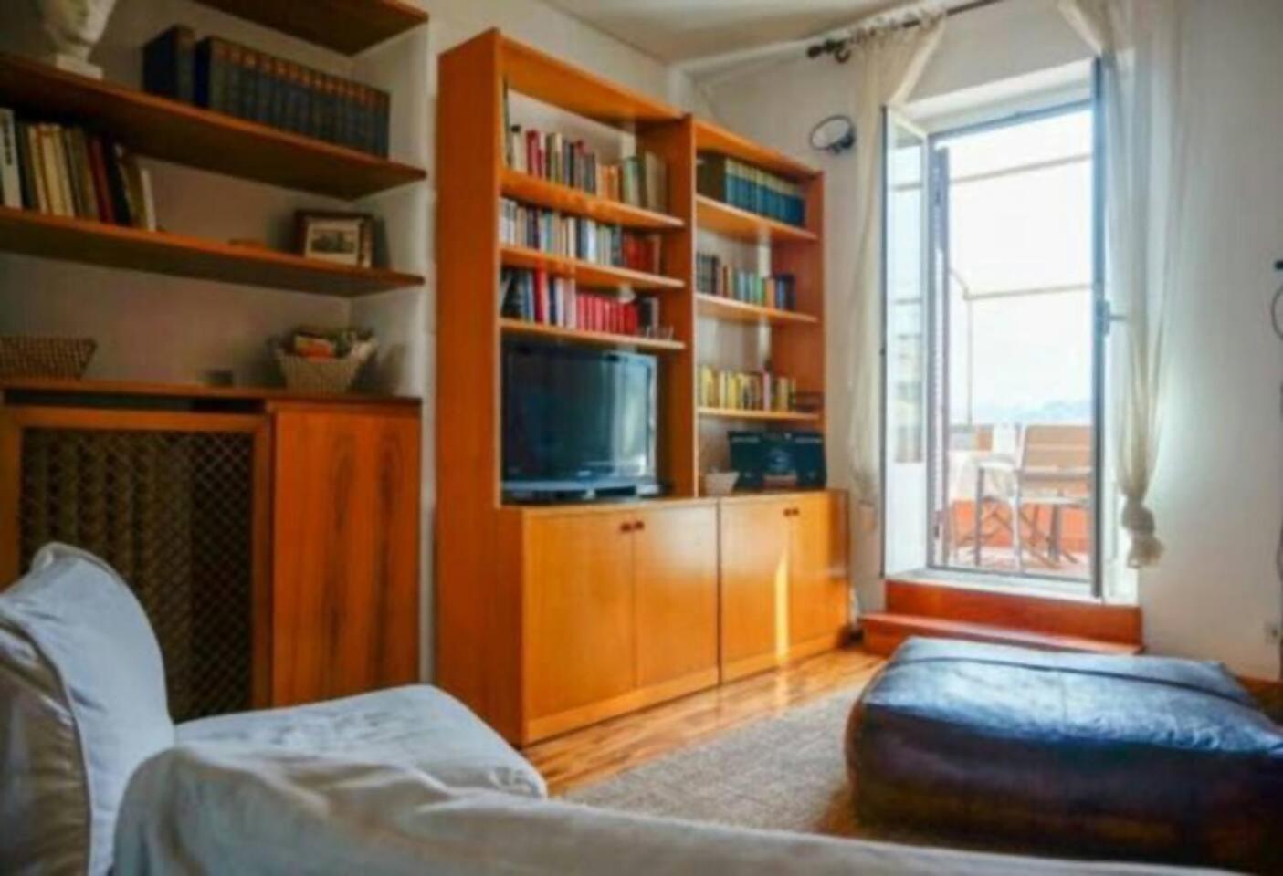 San Pietro Apartment *