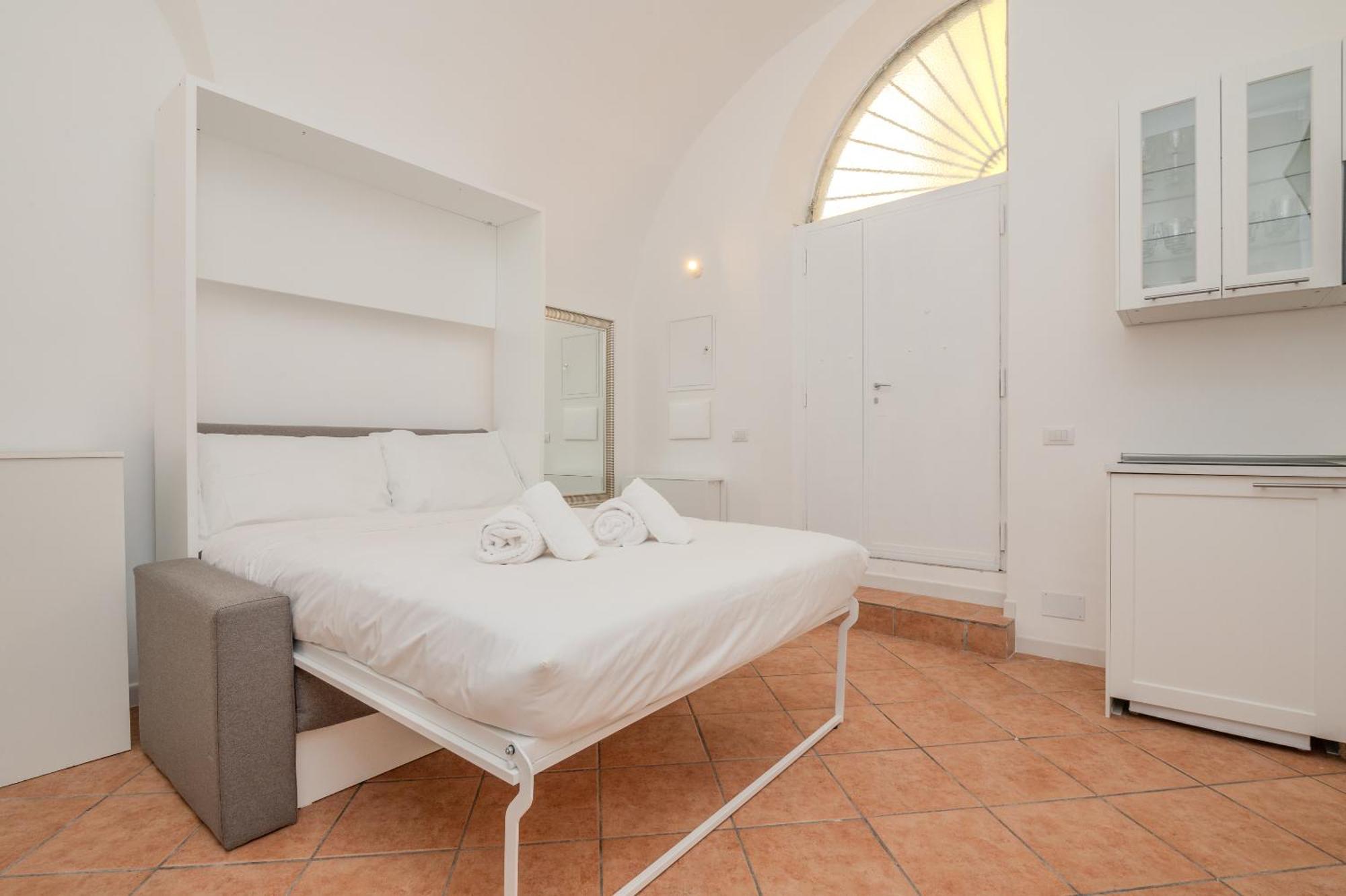 Cozy Rhome *