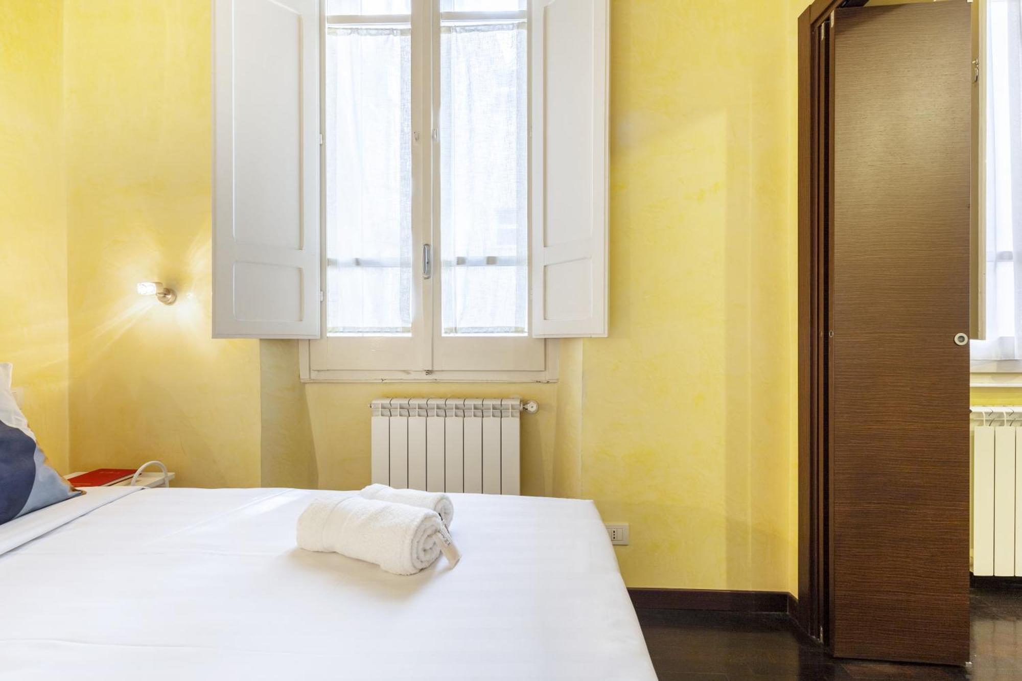 Hostly-urban Oasis Turati-few Steps From Colosseum Appartement Rome
