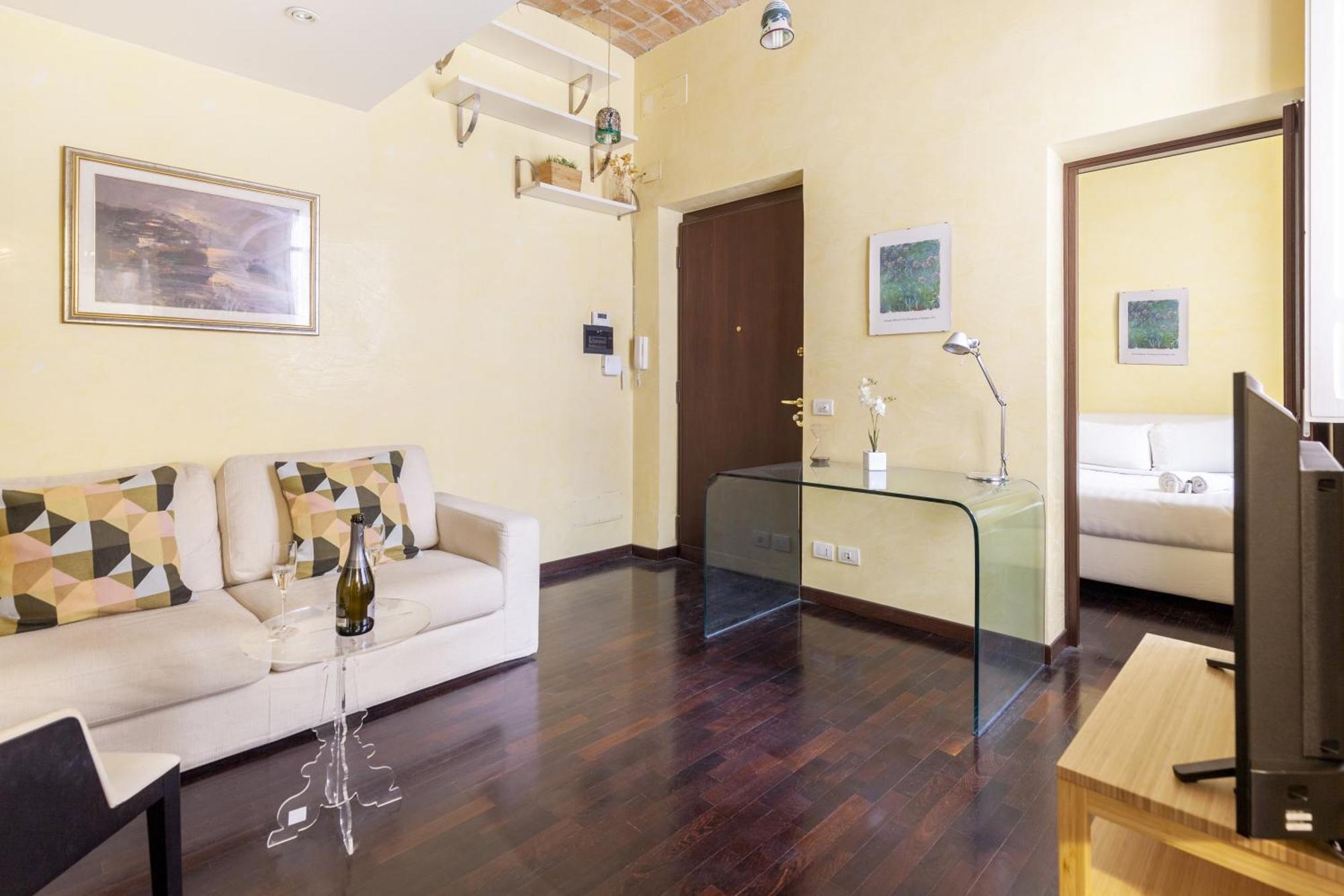 Hostly-urban Oasis Turati-few Steps From Colosseum Appartement Rome