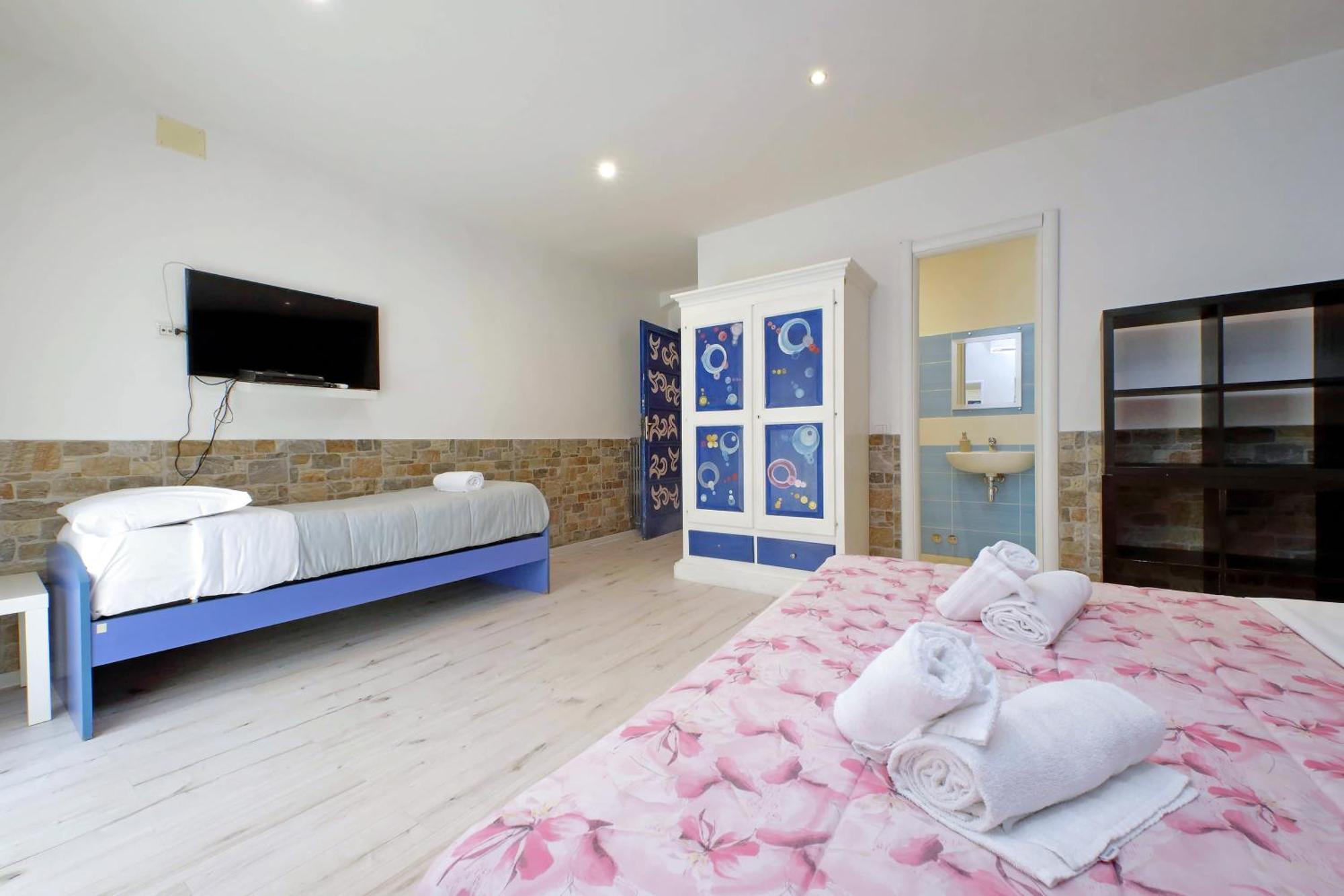 Lucky Domus Appio Rome