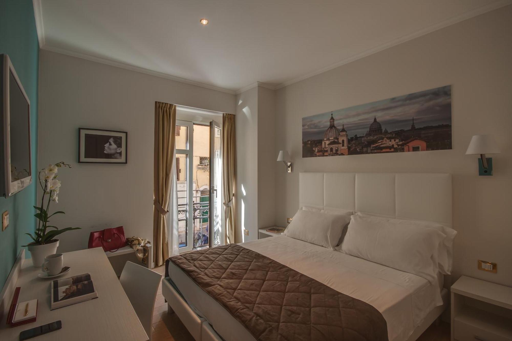 Piazza Di Spagna Comfort 3*