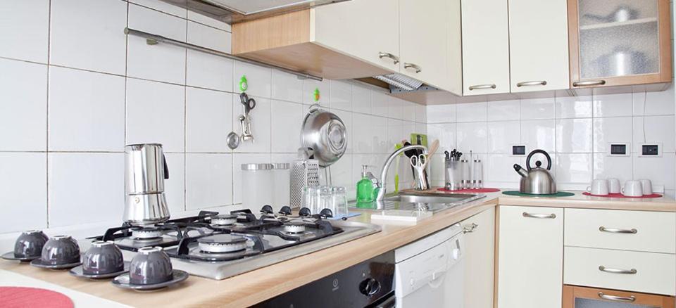 Kamchu Apartments: Ada Rome