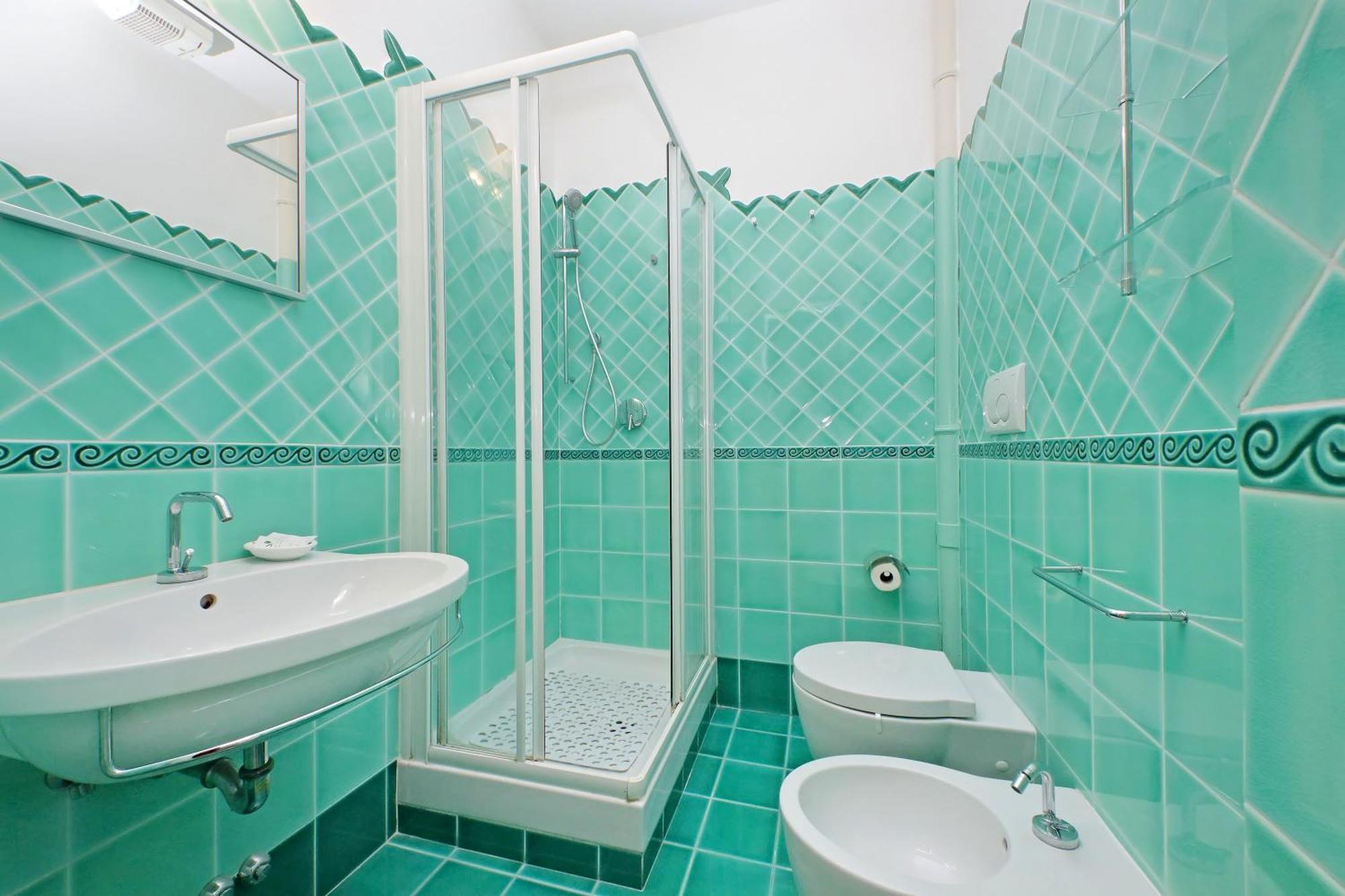 At The Vatican Ottaviano 2 Bedrooms 2 Baths * Roma