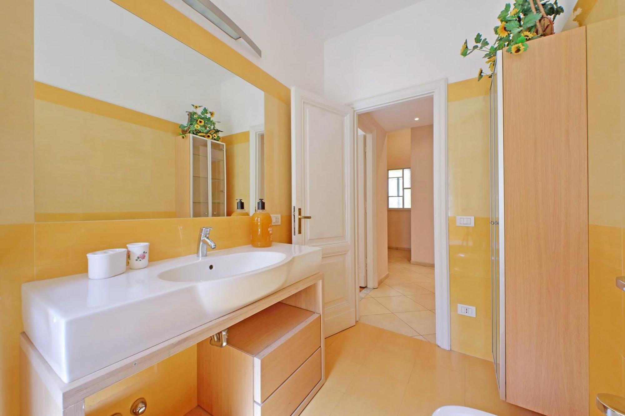 At The Vatican Ottaviano 2 Bedrooms 2 Baths Appartamento *