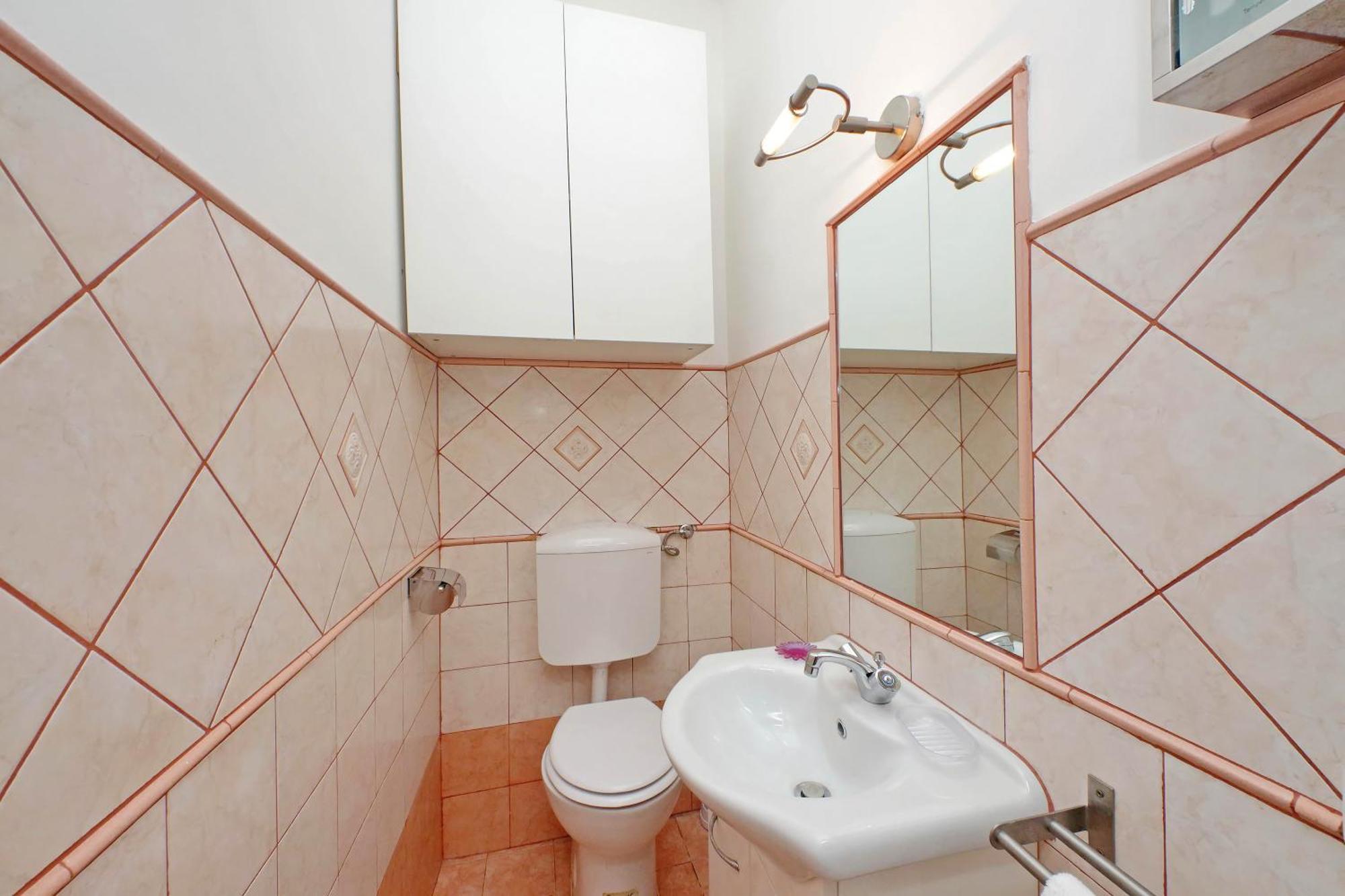 Comfy For Family Next To Metro Apartment Rome
