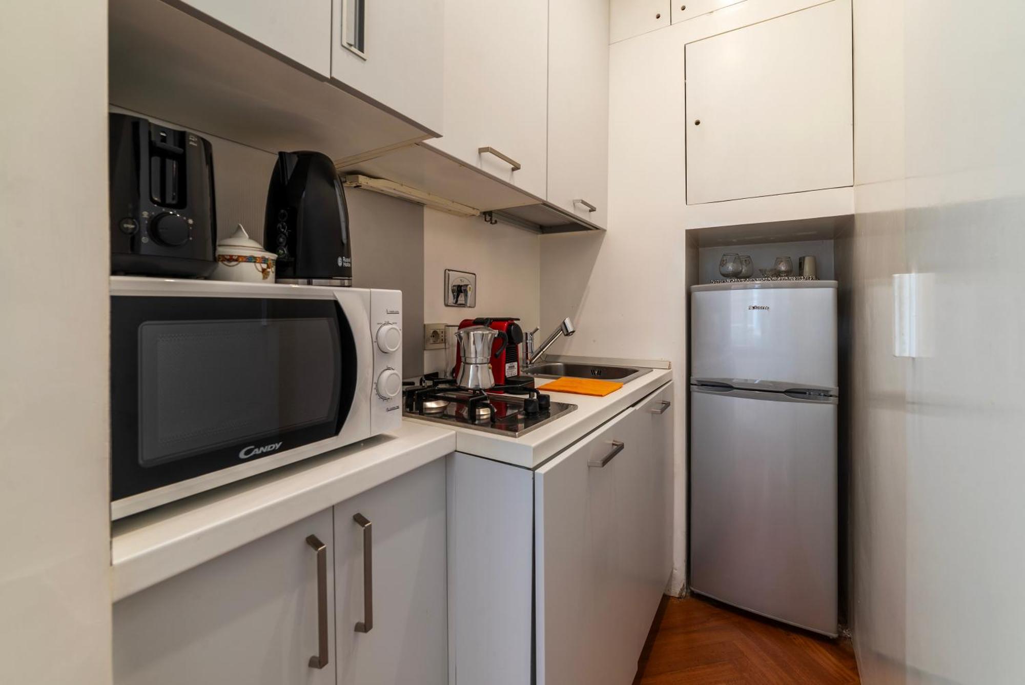 Appartamento Frezza 39b - Fromehometorome Roma