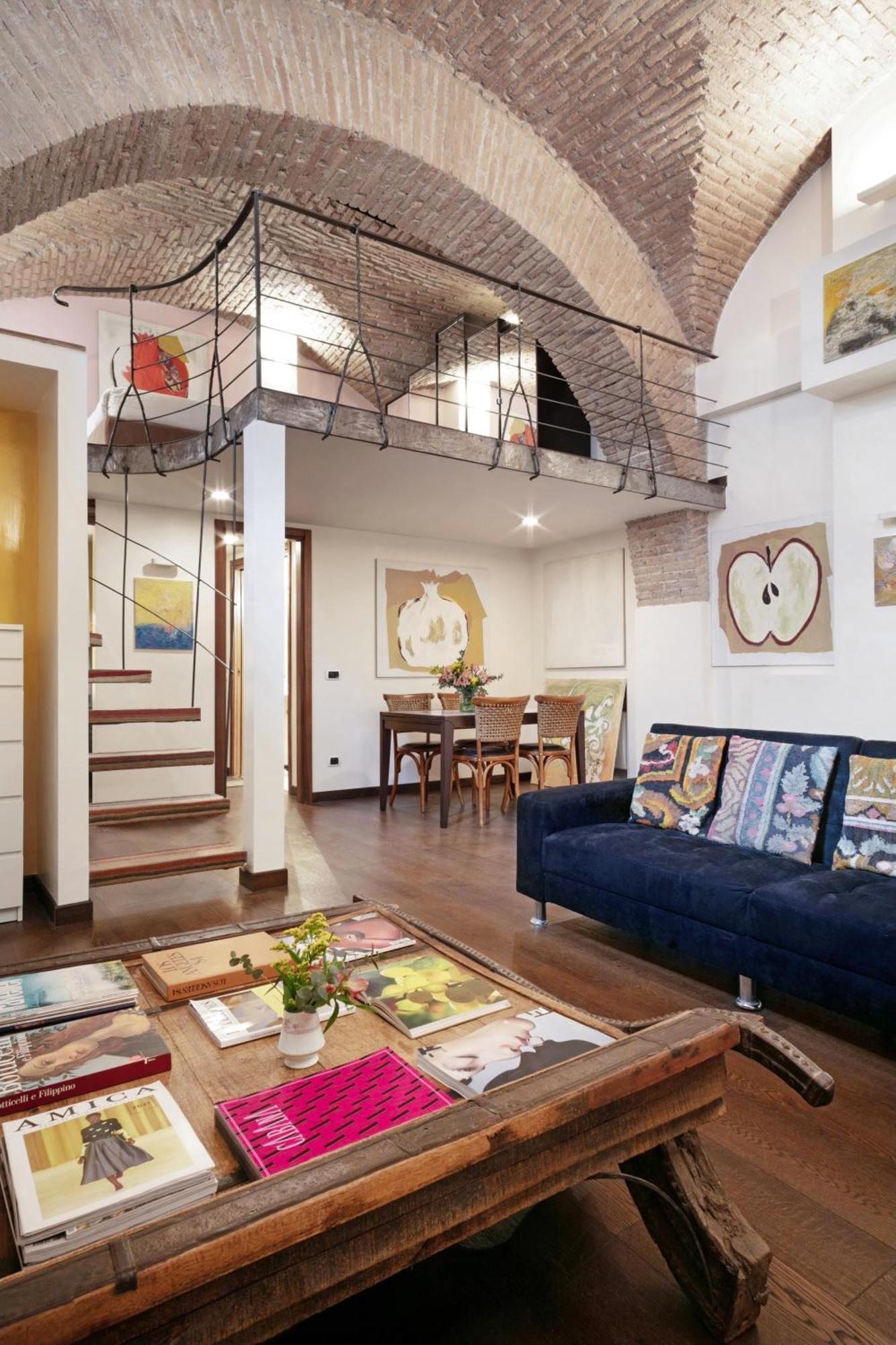 Trasteverehome - Artists Loft With Private Parking In Trastevere Holiday home