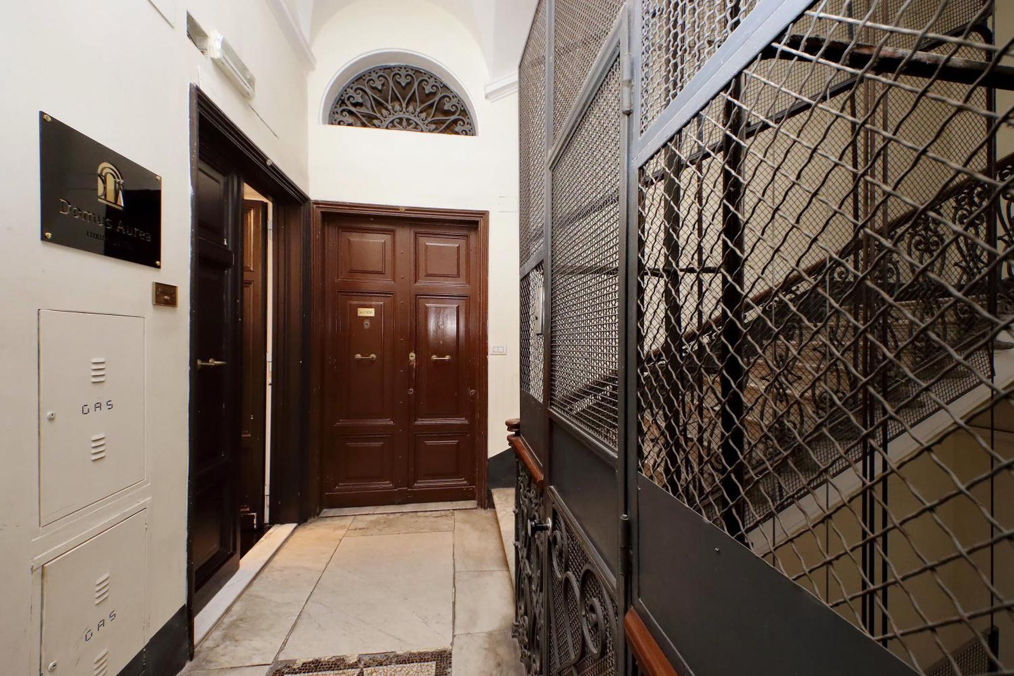 Domus Aurea Luxury Guest house