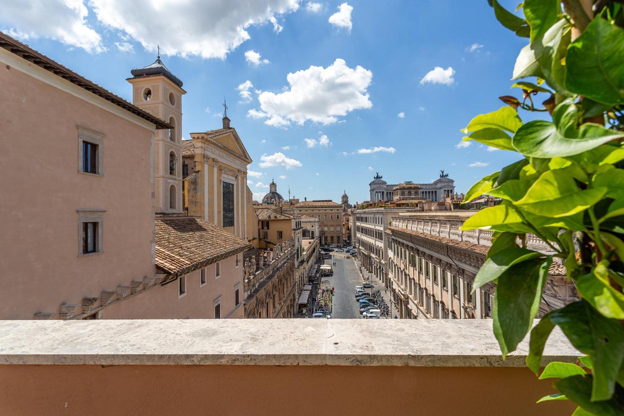 Iflat Luxury Penthouse Near Trevi Fountain Apartment
