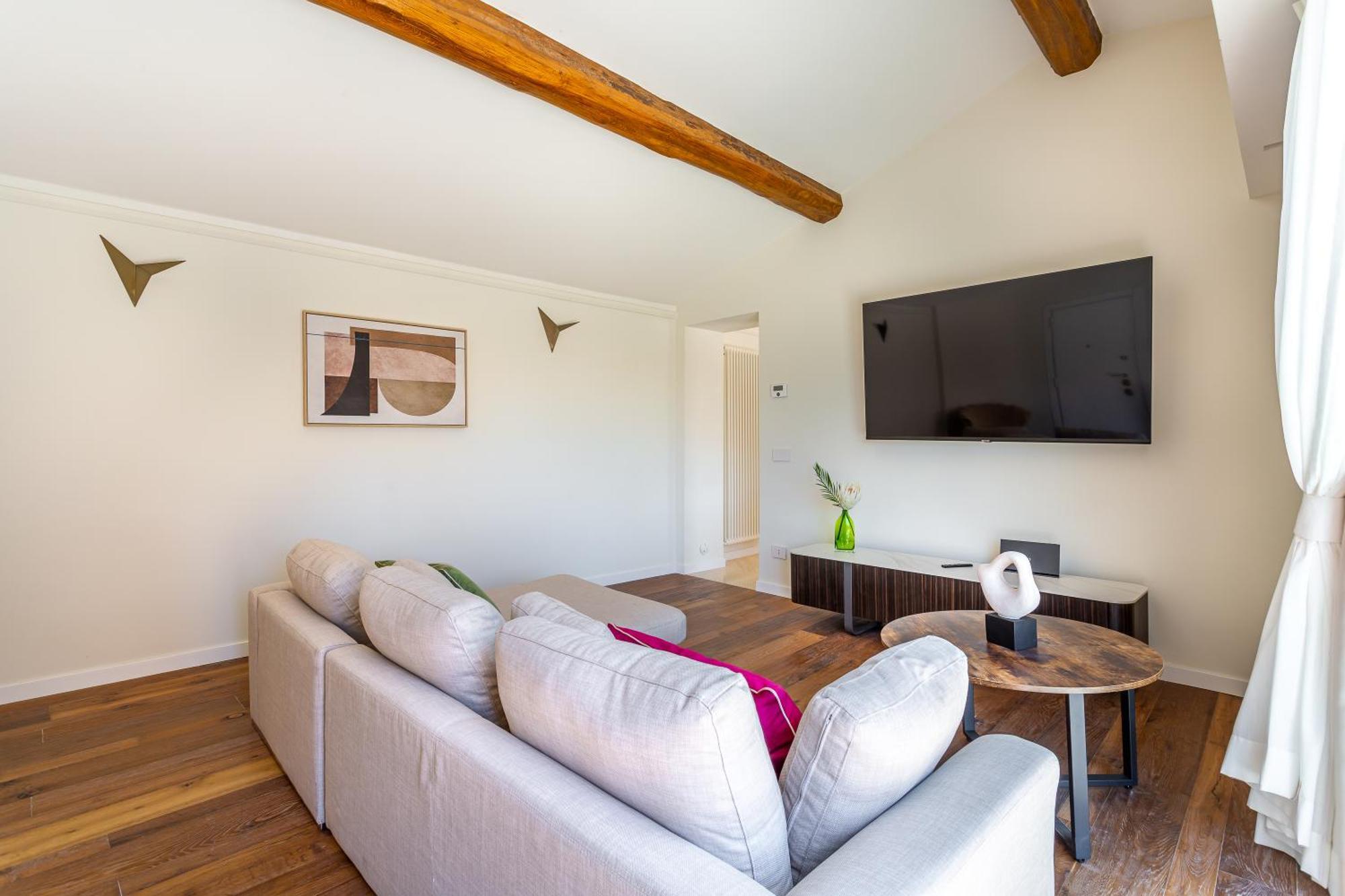 Iflat Luxury Penthouse Near Trevi Fountain Rome