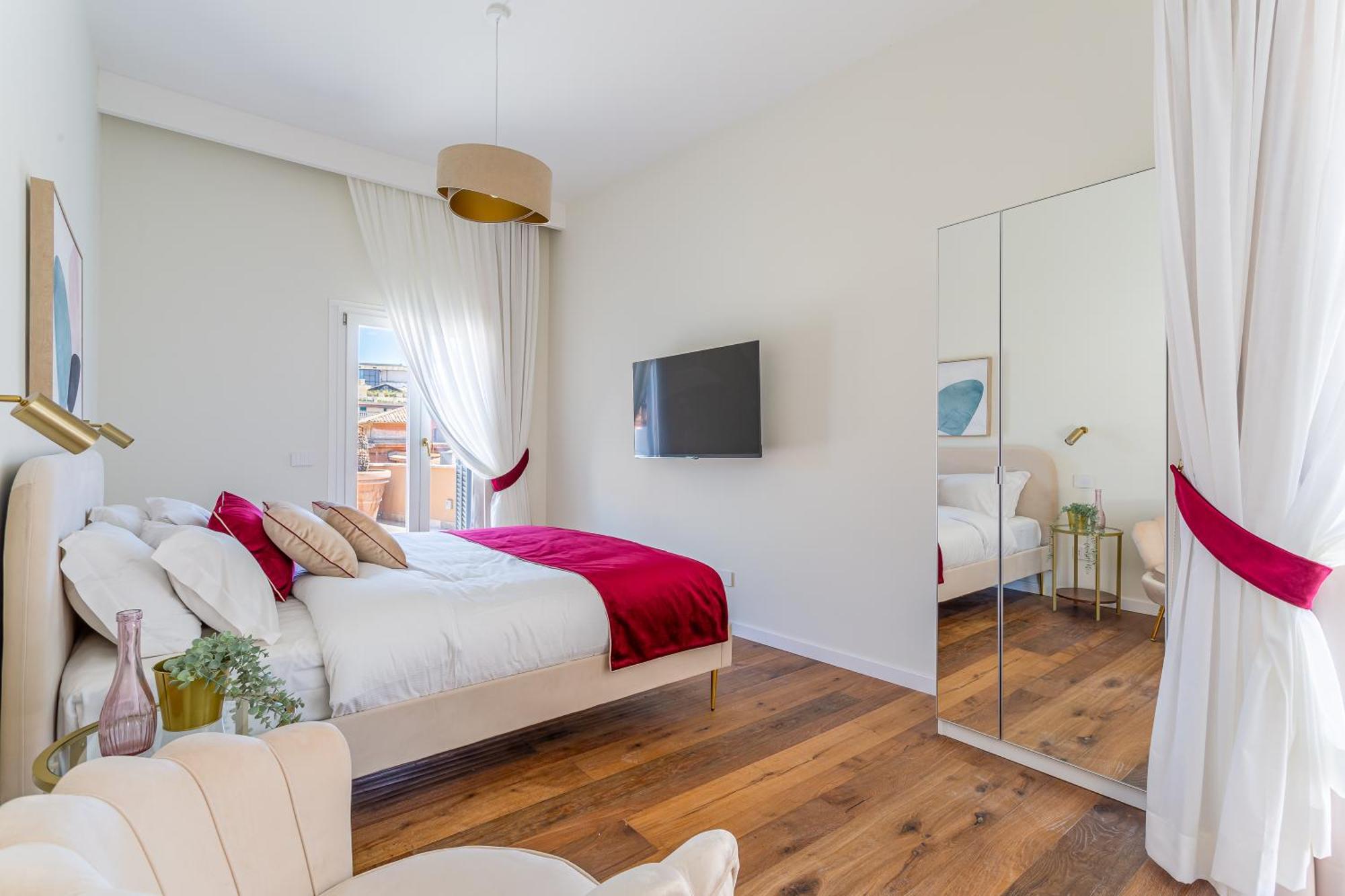 Iflat Luxury Penthouse Near Trevi Fountain