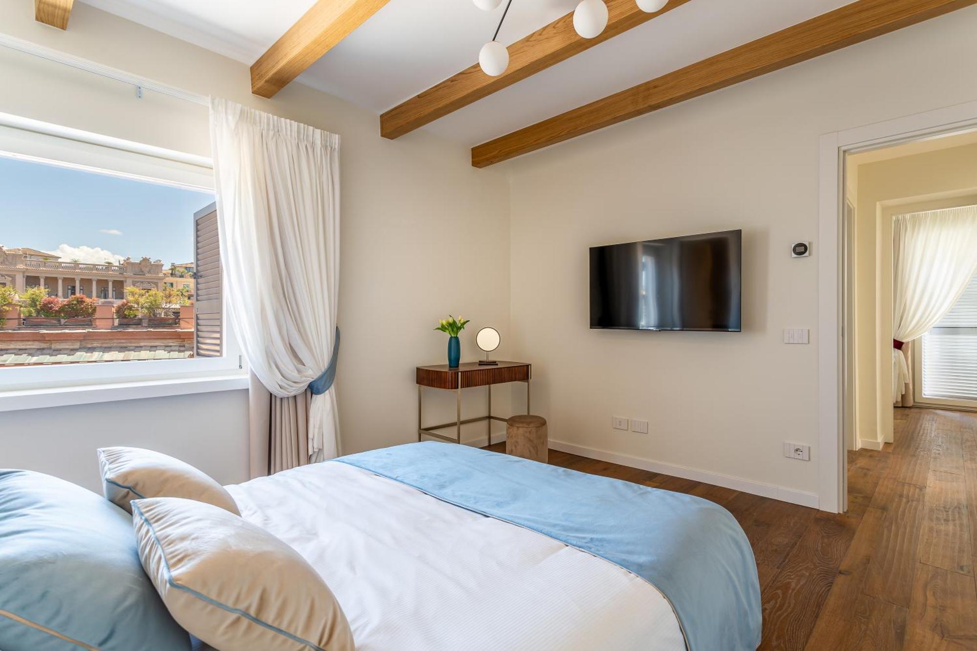 Iflat Luxury Penthouse Near Trevi Fountain Apartment