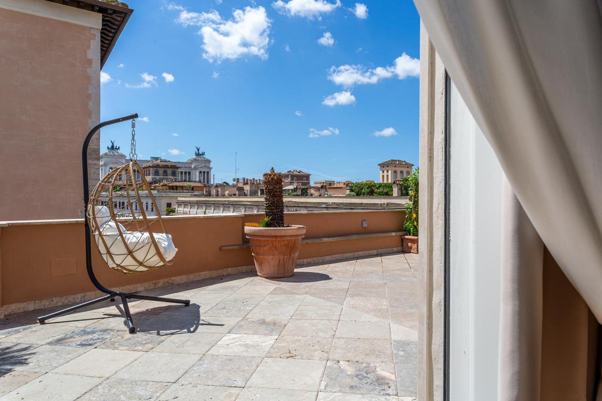 Iflat Luxury Penthouse Near Trevi Fountain Apartment Rome