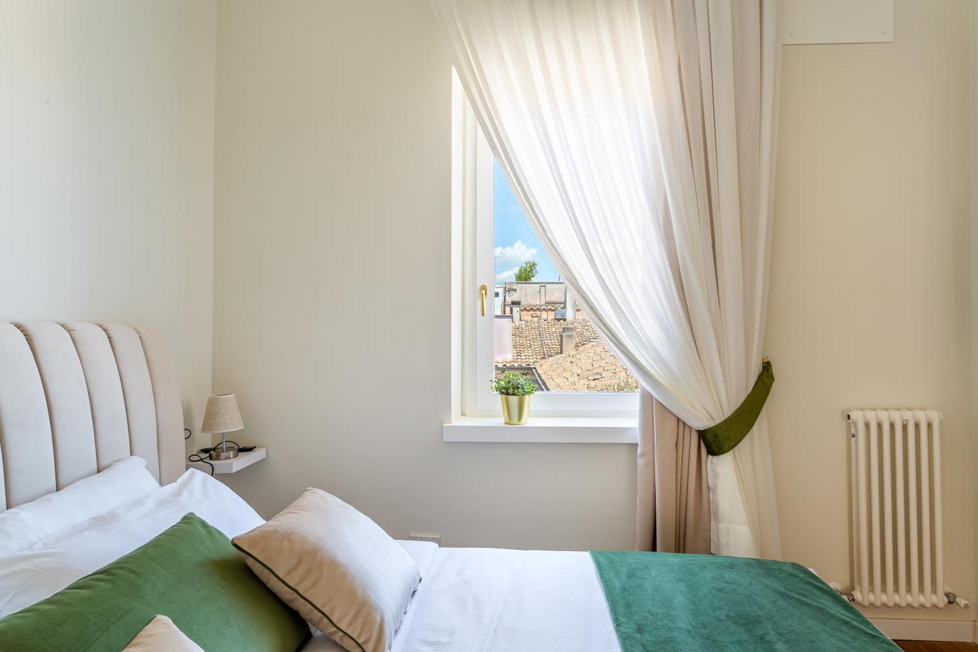 Iflat Luxury Penthouse Near Trevi Fountain Rome