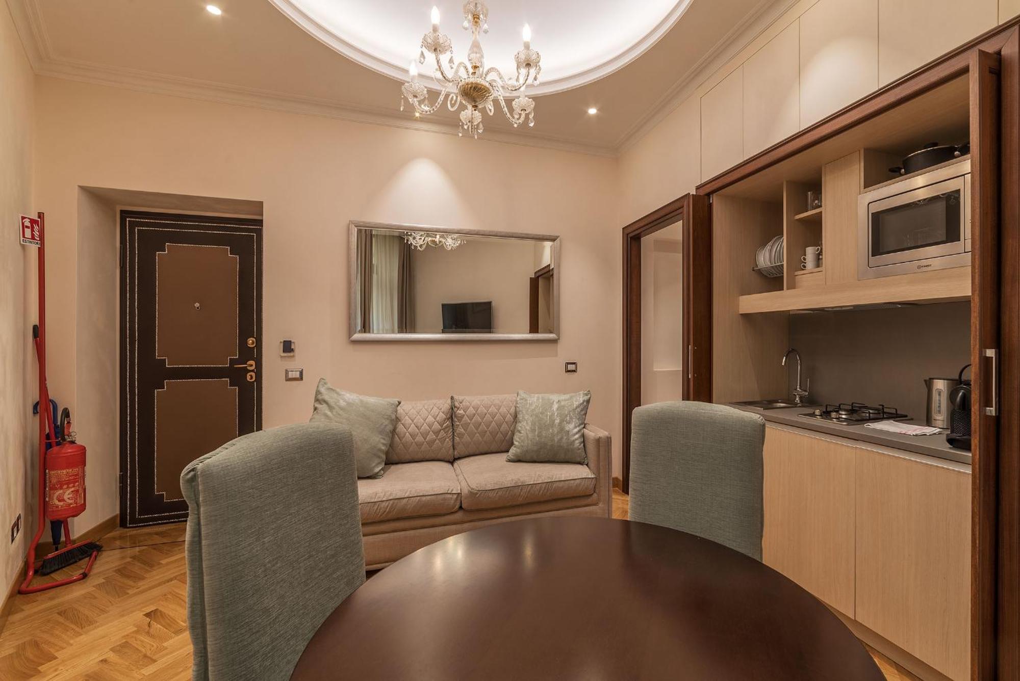 Apartment 900 Veneto & Pinciana Rome
