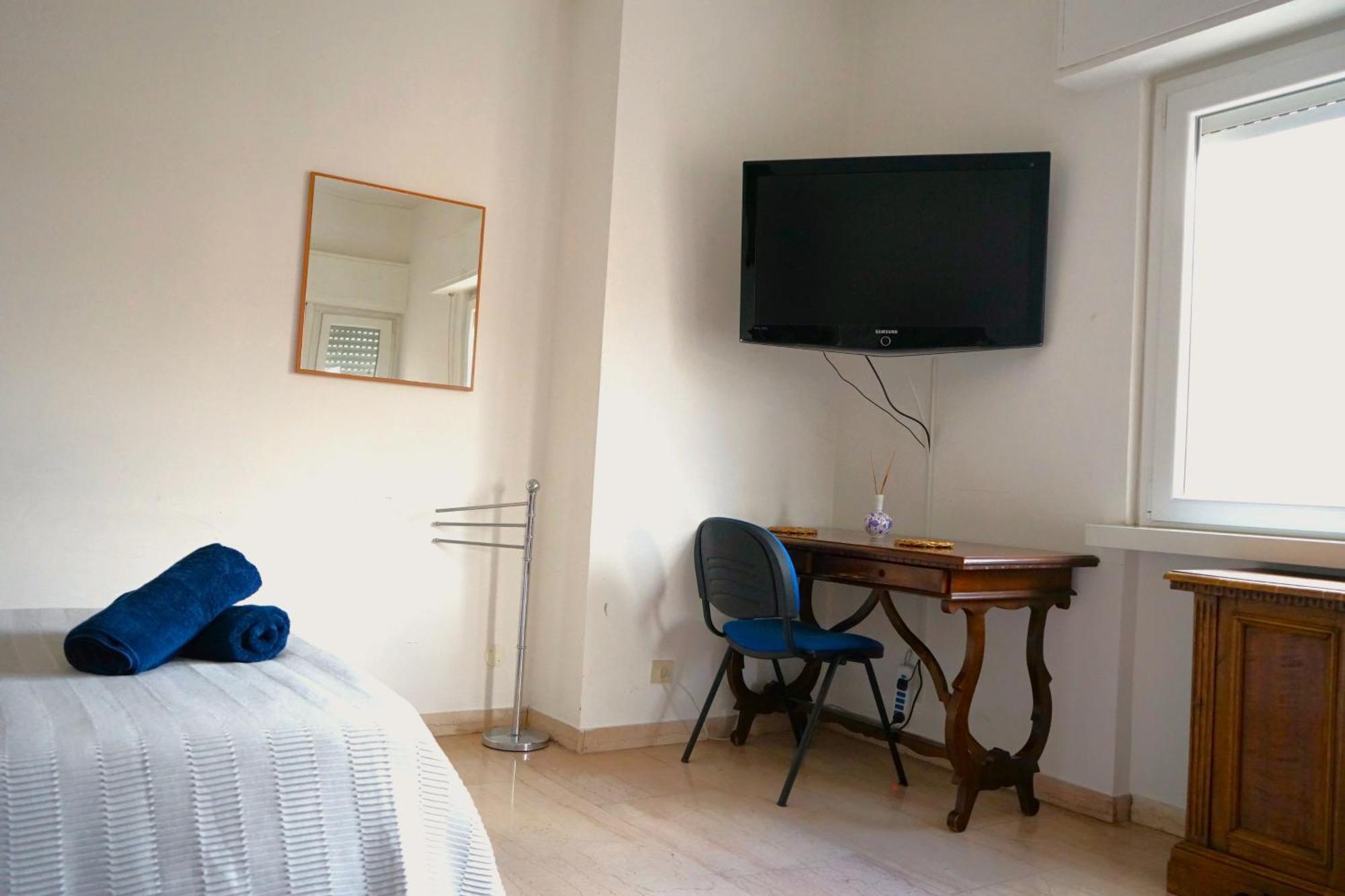 Mikasa Balduina Bed & Breakfast *