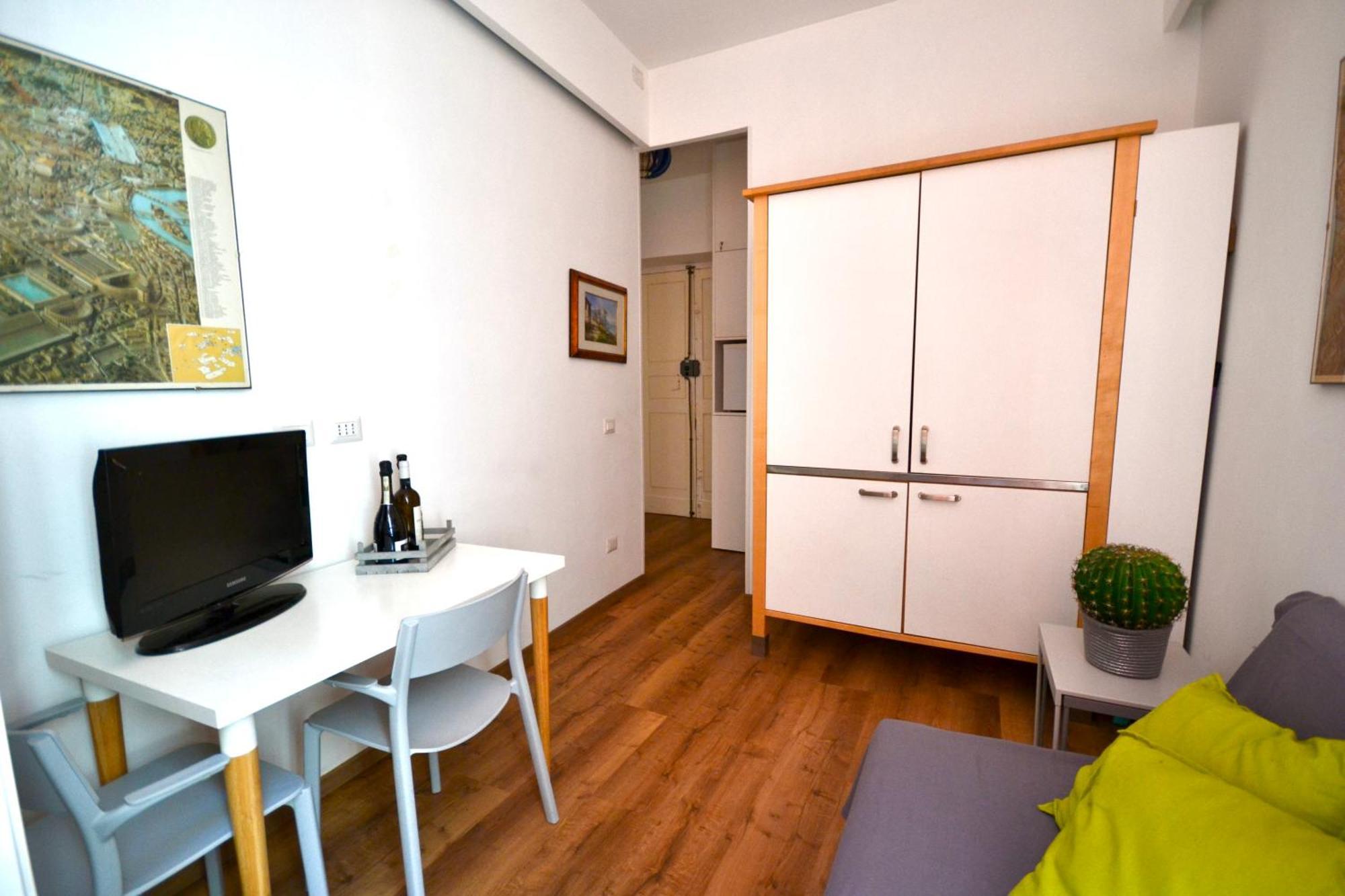 Casa Crispi By Hili Apartment