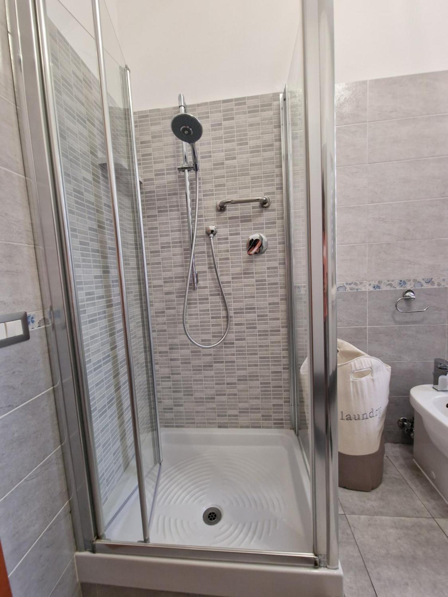 Garbantsuite In Apartment *