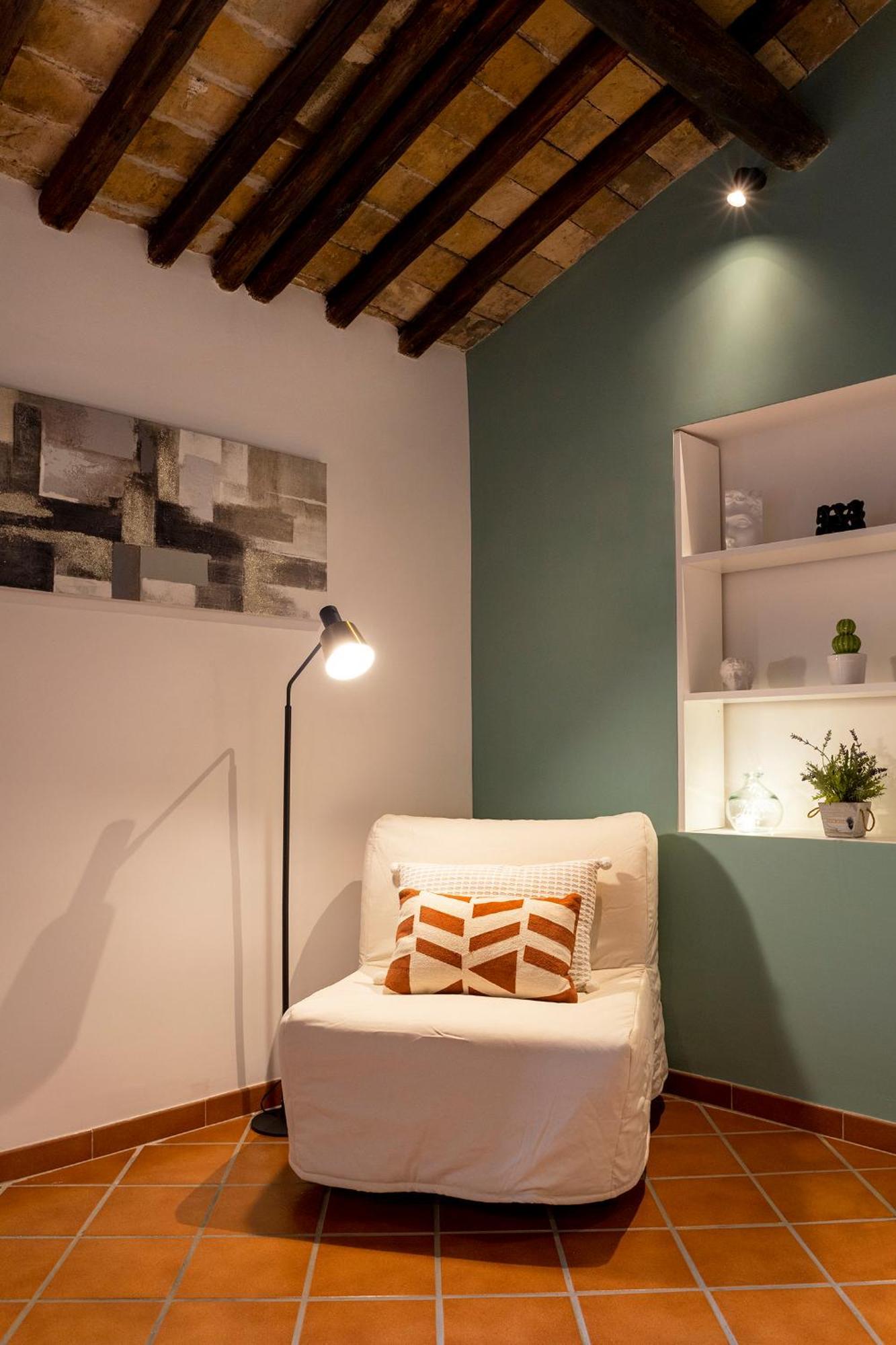 Views Of The Coliseum Apartment Rome