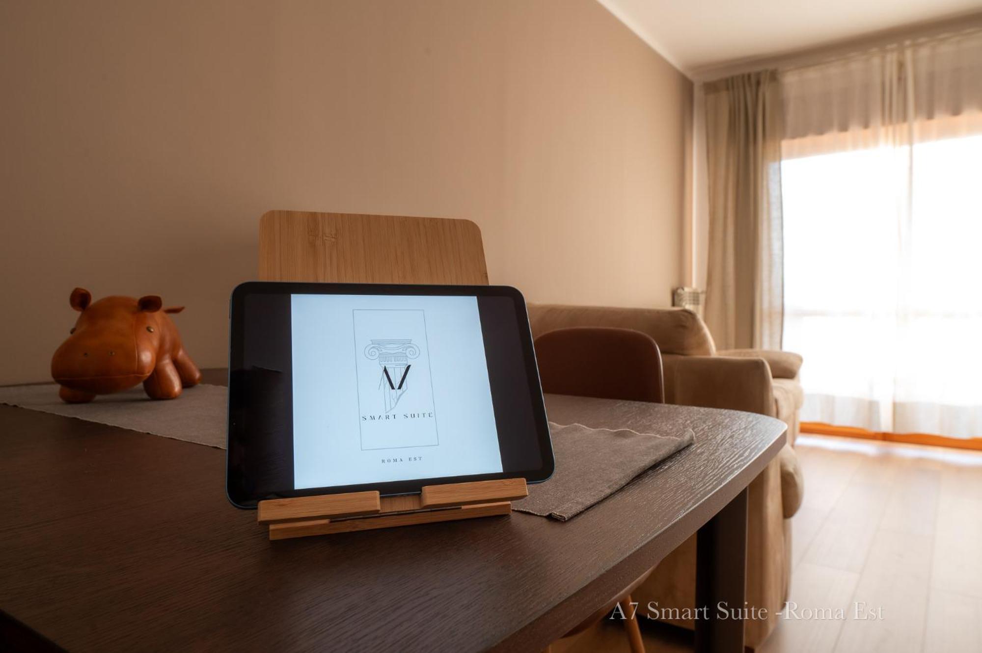 A7 Smart - Est Apartment Rome