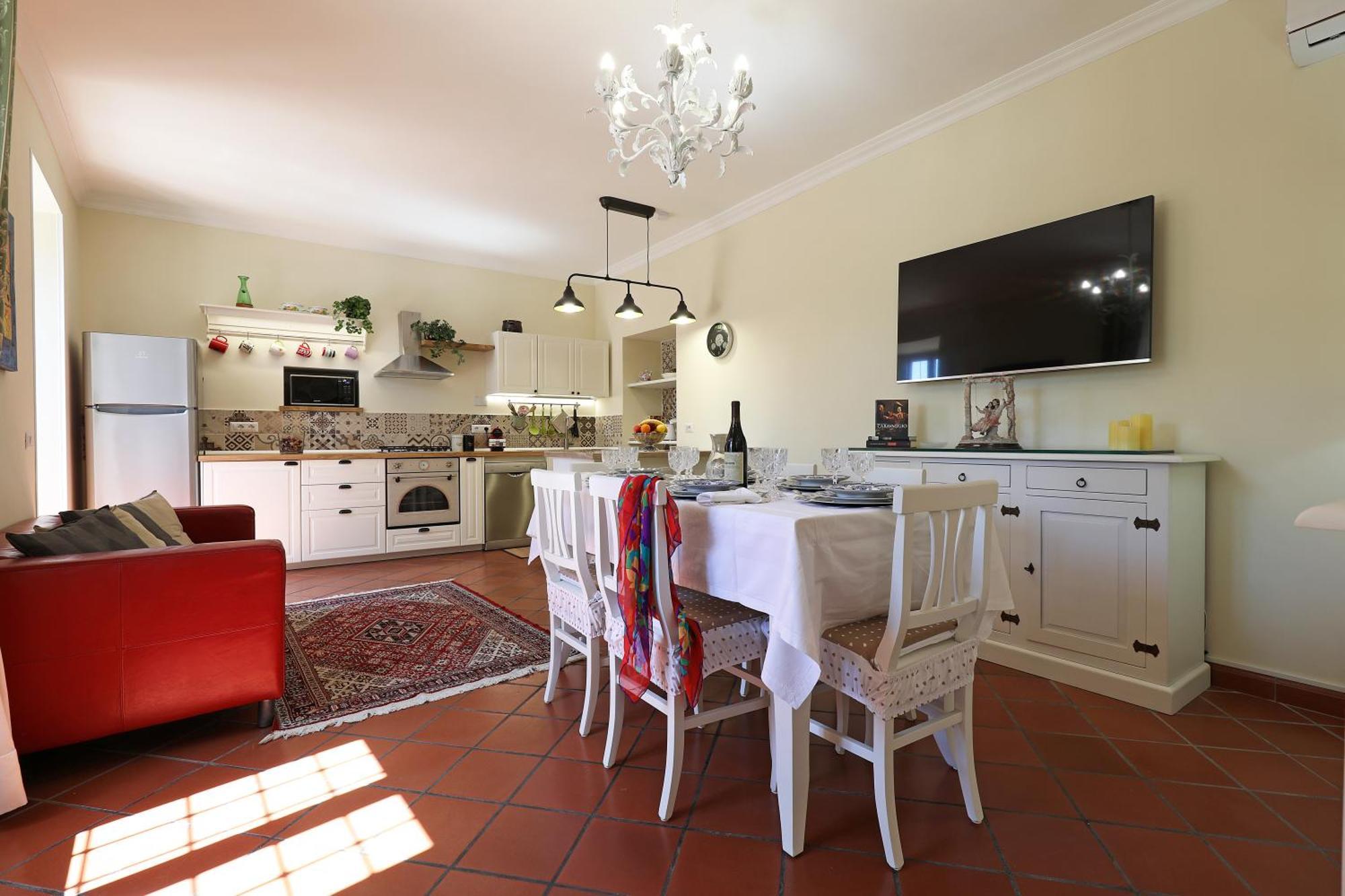 Villa Con Piscina *
